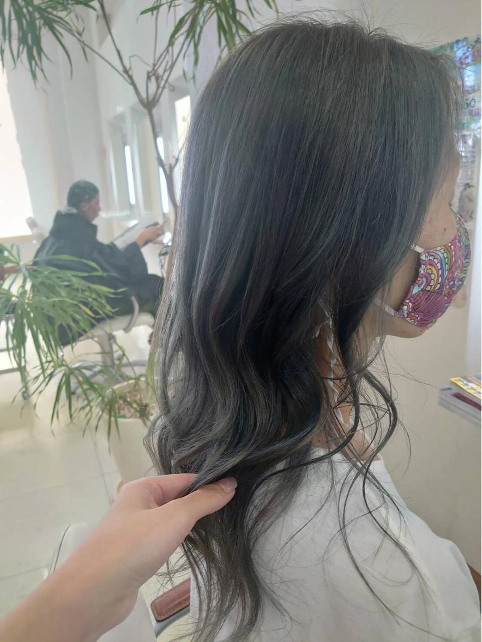 ロング カラー カット ヘアカラー トリートメント Hair VERDEのヘアスタイル