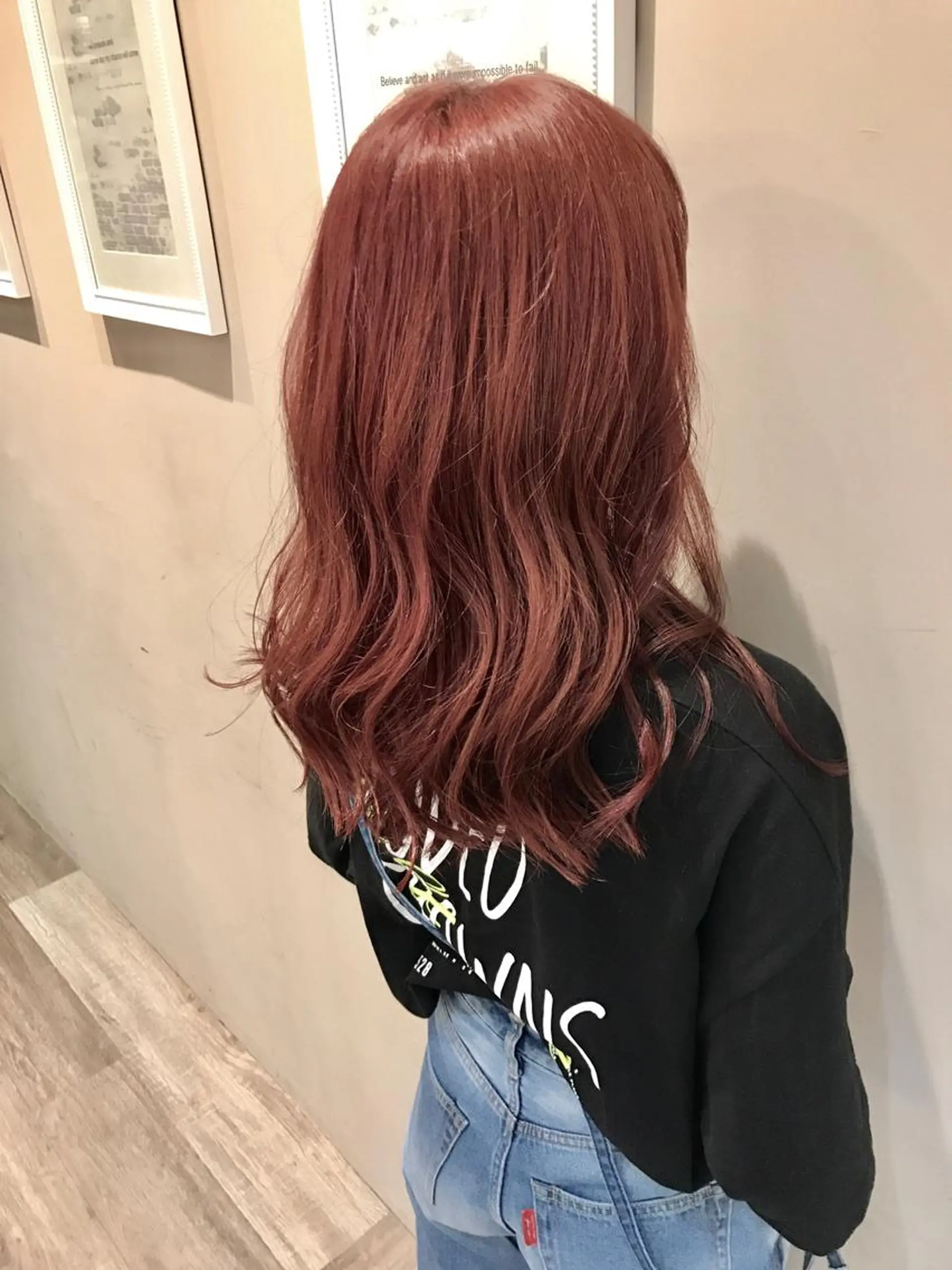 セミロング カラー ピンクカラー バイオレットカラー 神野 雅樹のヘアスタイル