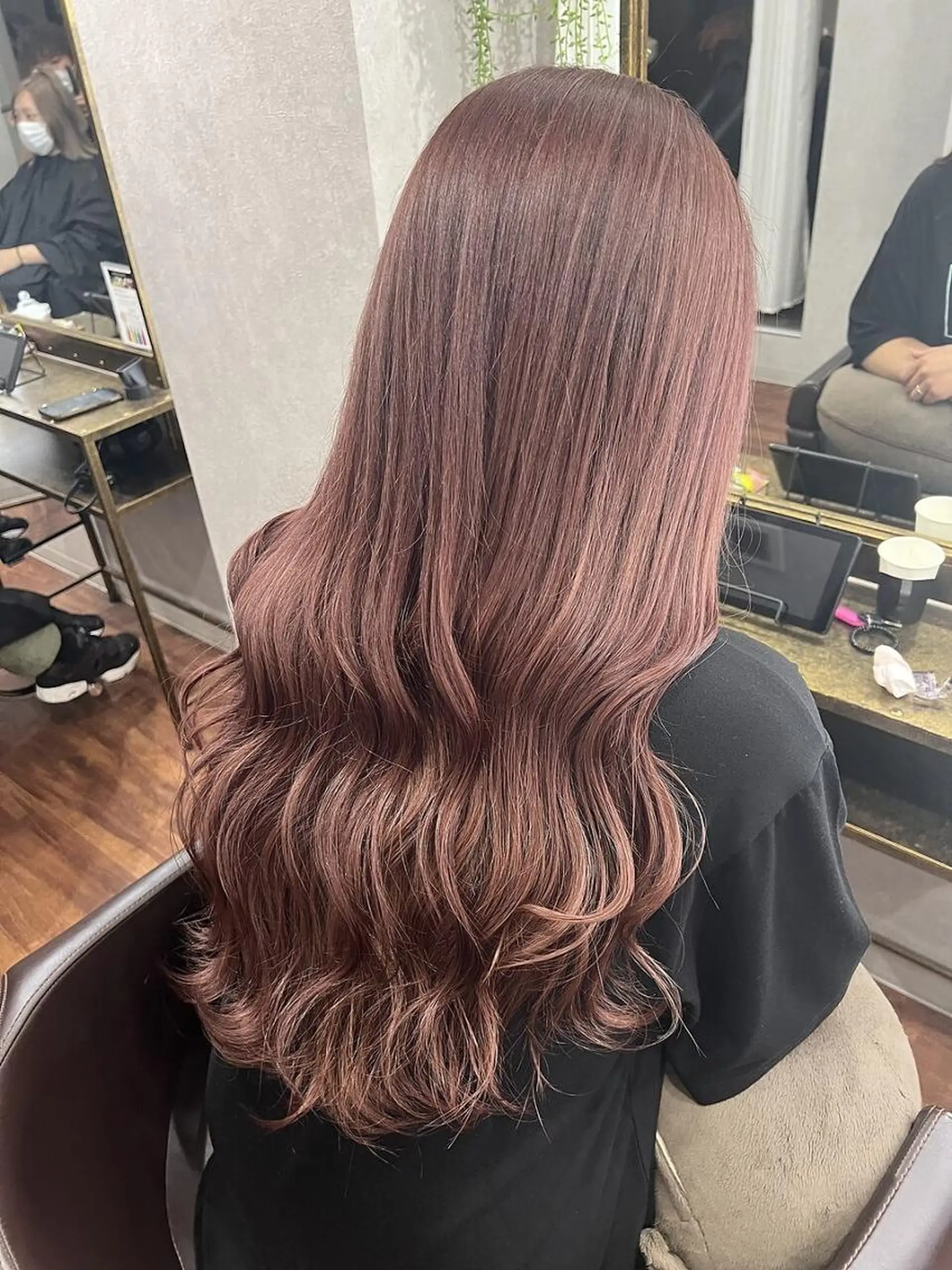 ロング カット ヘアカラー トリートメント アンダーバーホワイト 堺東店のヘアスタイル