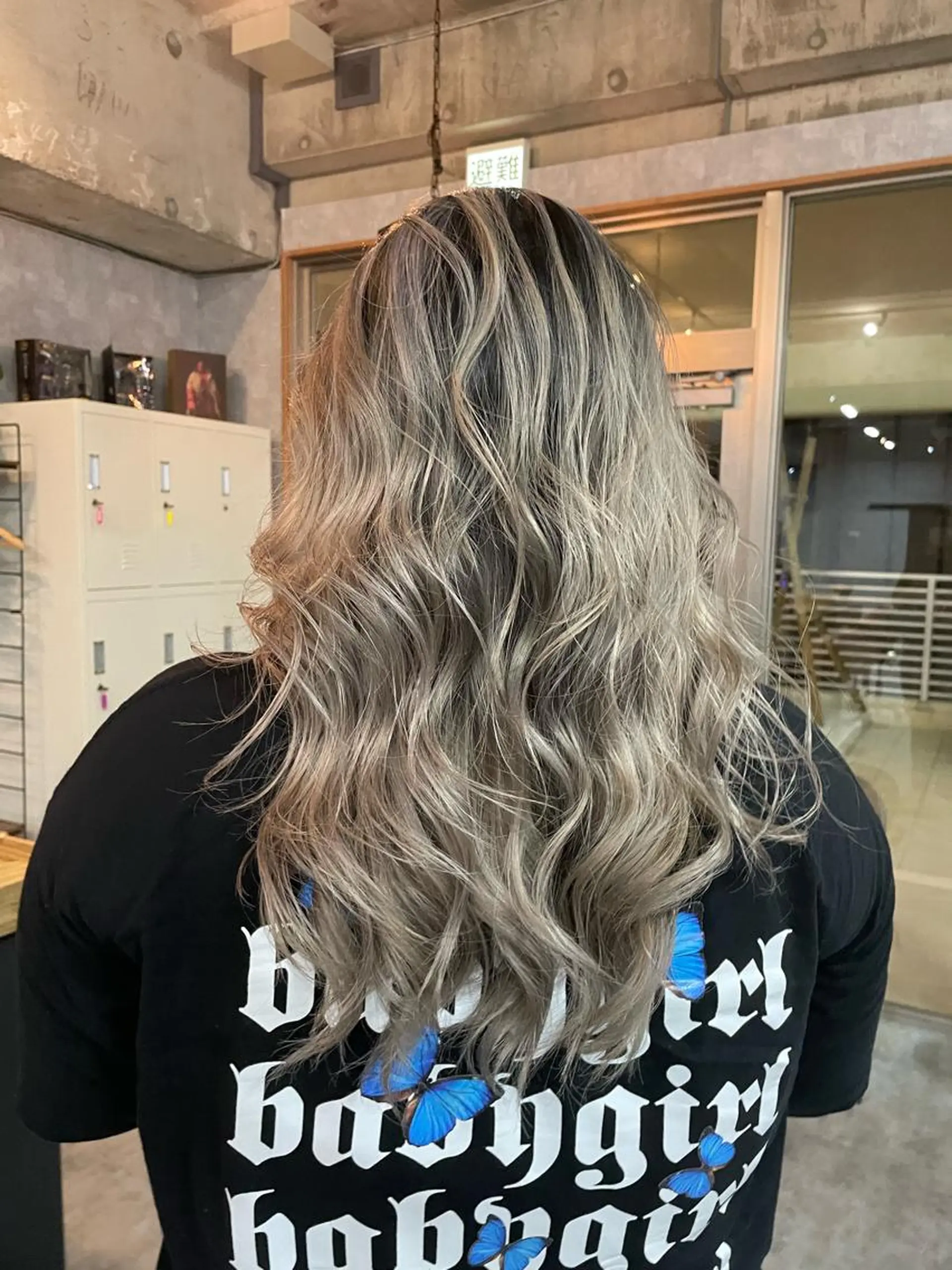 ロング アッシュ 韓国風カラー ボブ ハイライト 韓国風ヘア andKおもろまち店 艶ダブルカラー✨のヘアスタイル