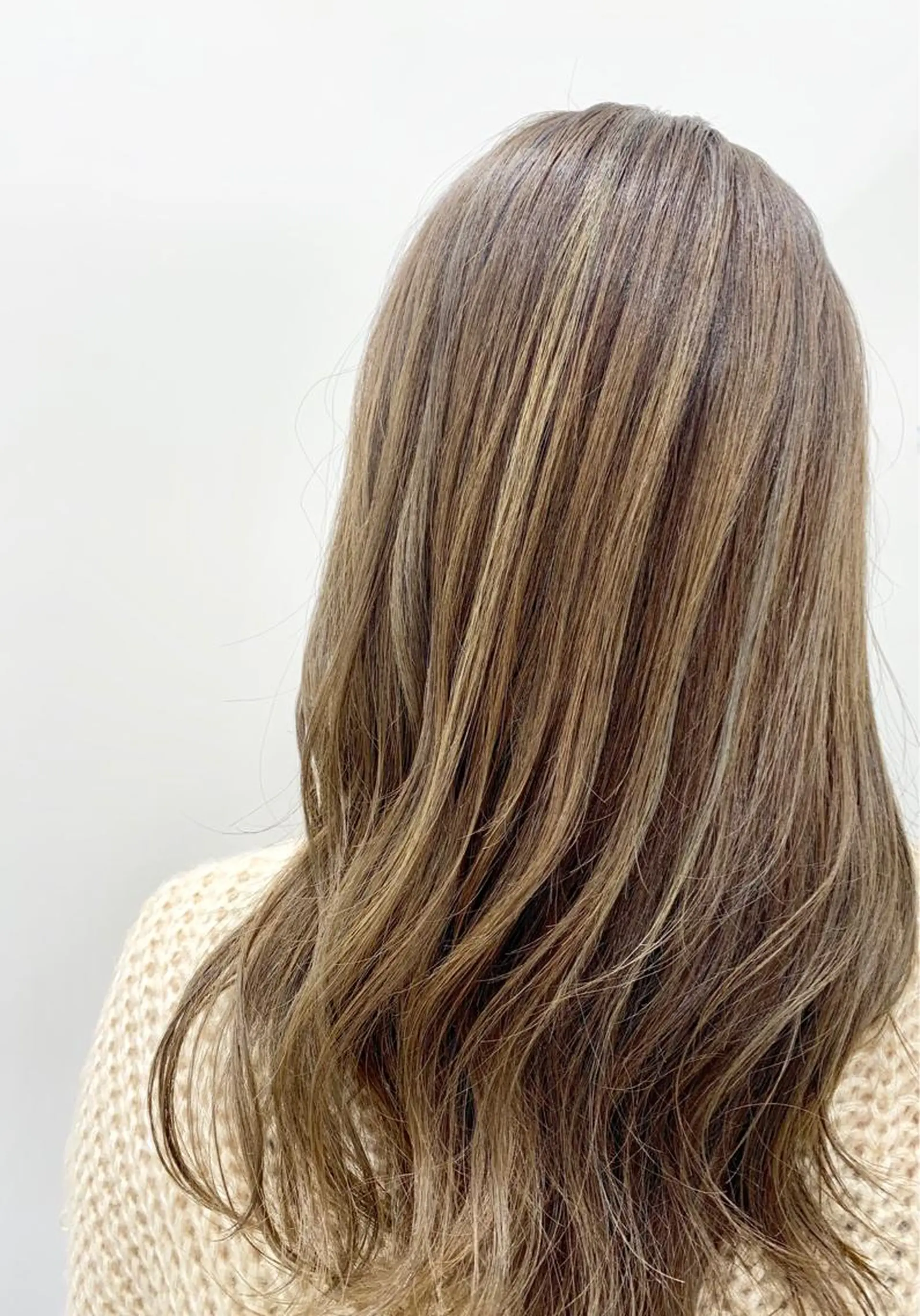 ロング カラー Adachi Fujikoのヘアスタイル