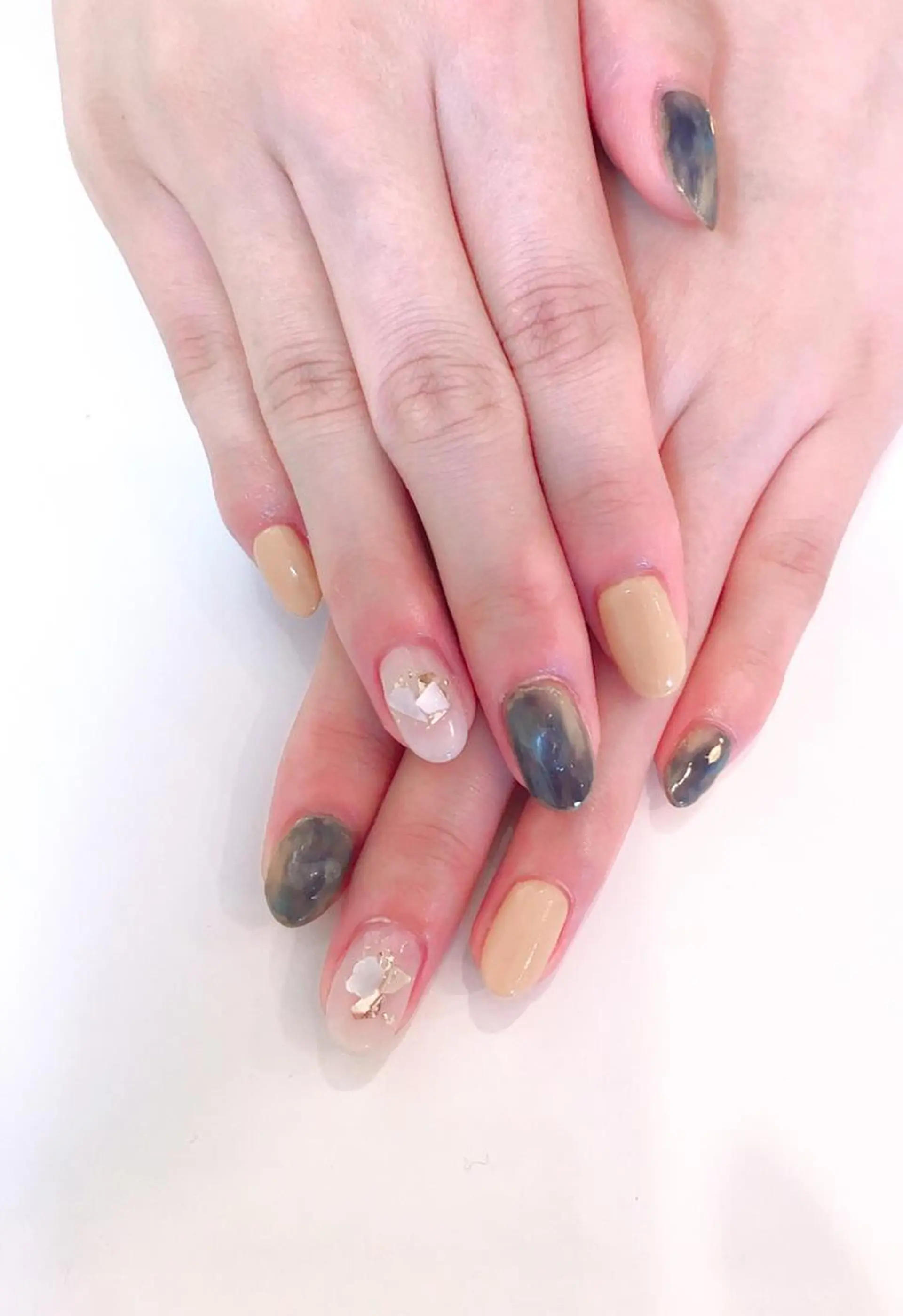 ネイル オフィスネイル シンプルネイル ハンドネイル nailsalon SIMB.のネイルデザイン