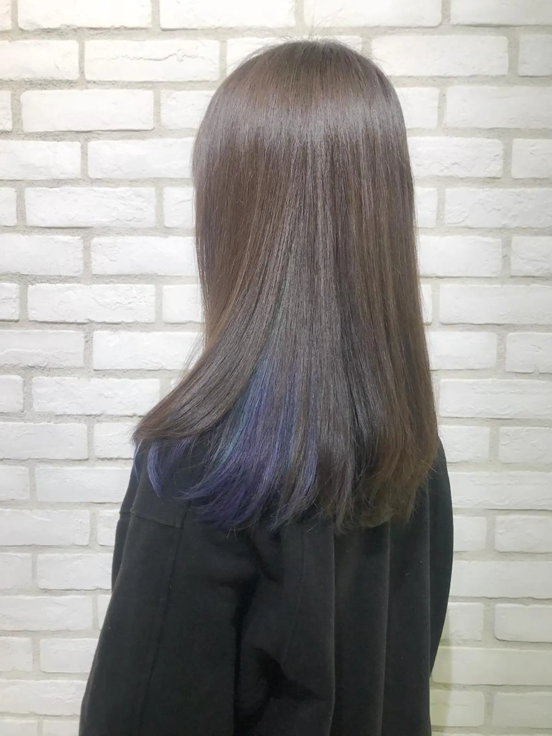 ロング 相原 瞳のヘアスタイル