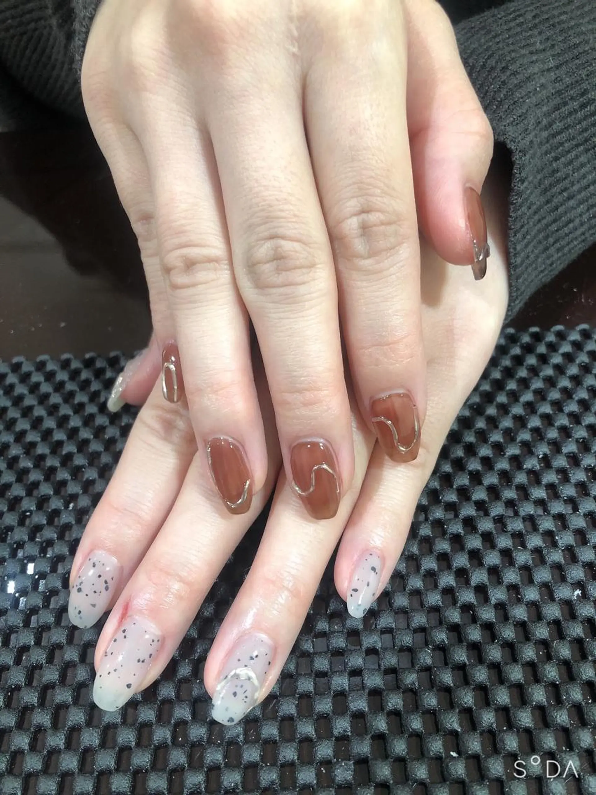 ネイル ニュアンスネイル ハンドネイル 吉野✨ ネイルデザイナー✨のネイルデザイン