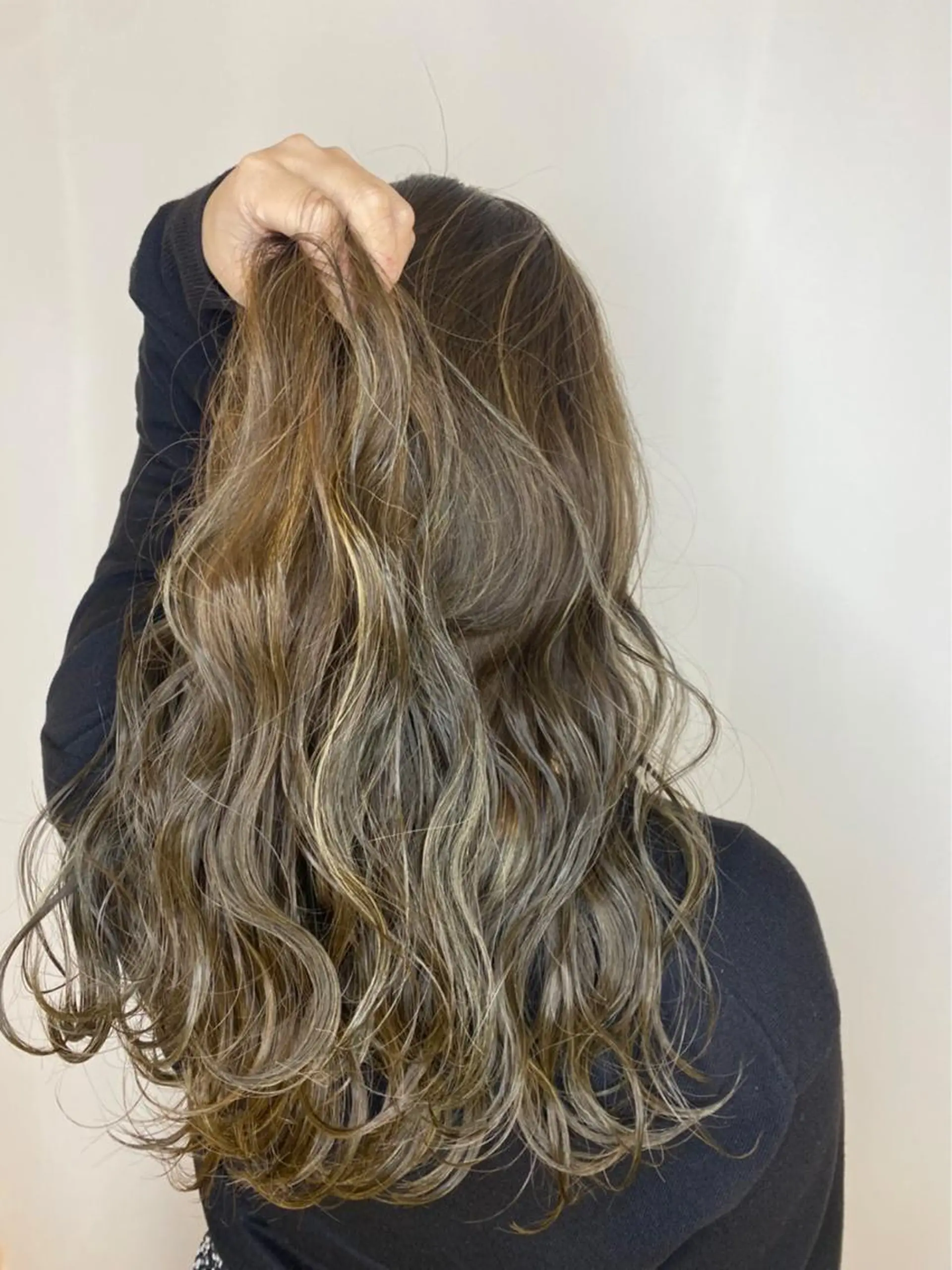 ロング カラー Lumiere 鈴木翔平のヘアスタイル