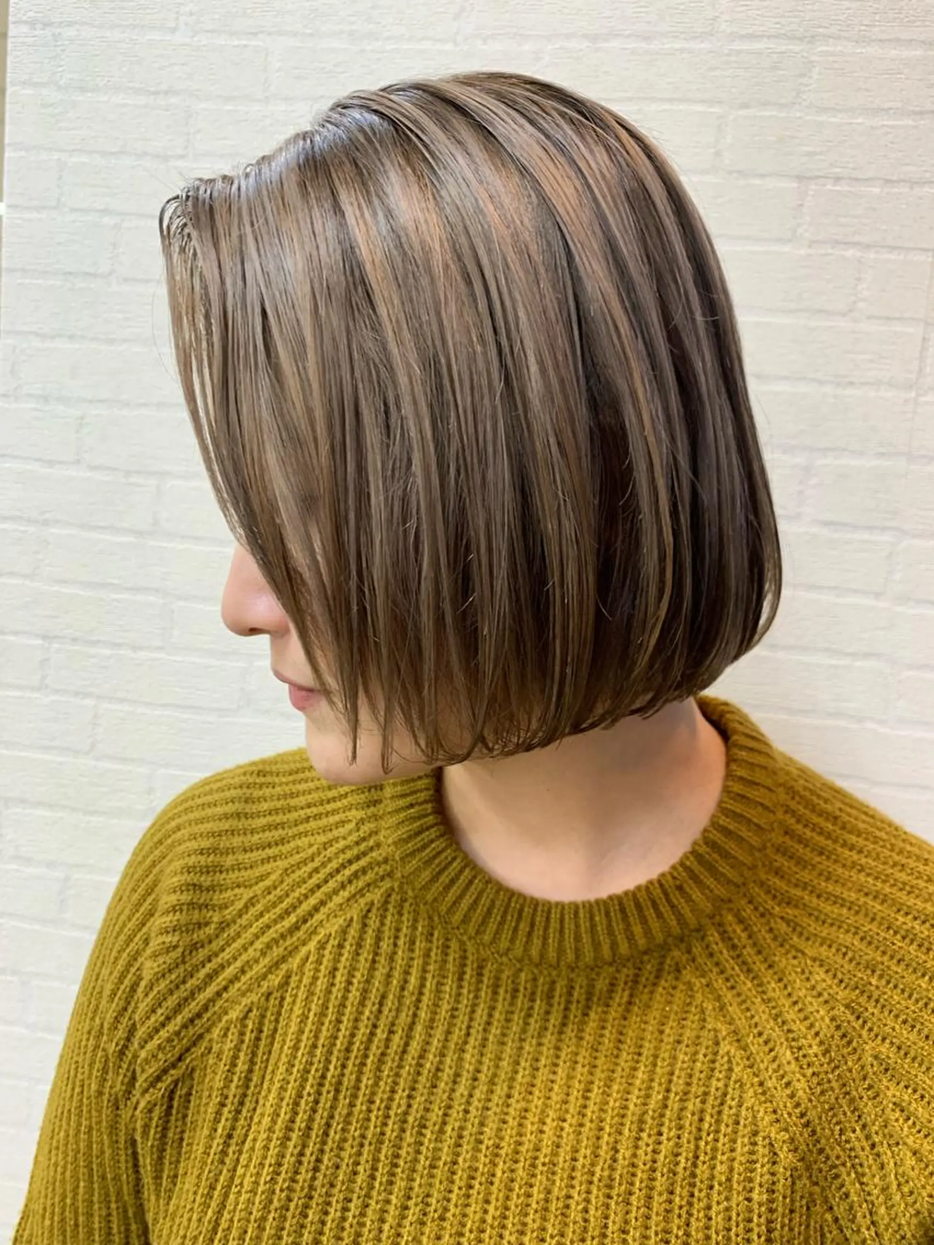 ショート カラー 切りっぱなしボブ ショートボブ ハンサムショート ベージュカラー ミルクティーベージュ カット ヘアカラー トリートメント 初めてのショート お任せください✂️のヘアスタイル