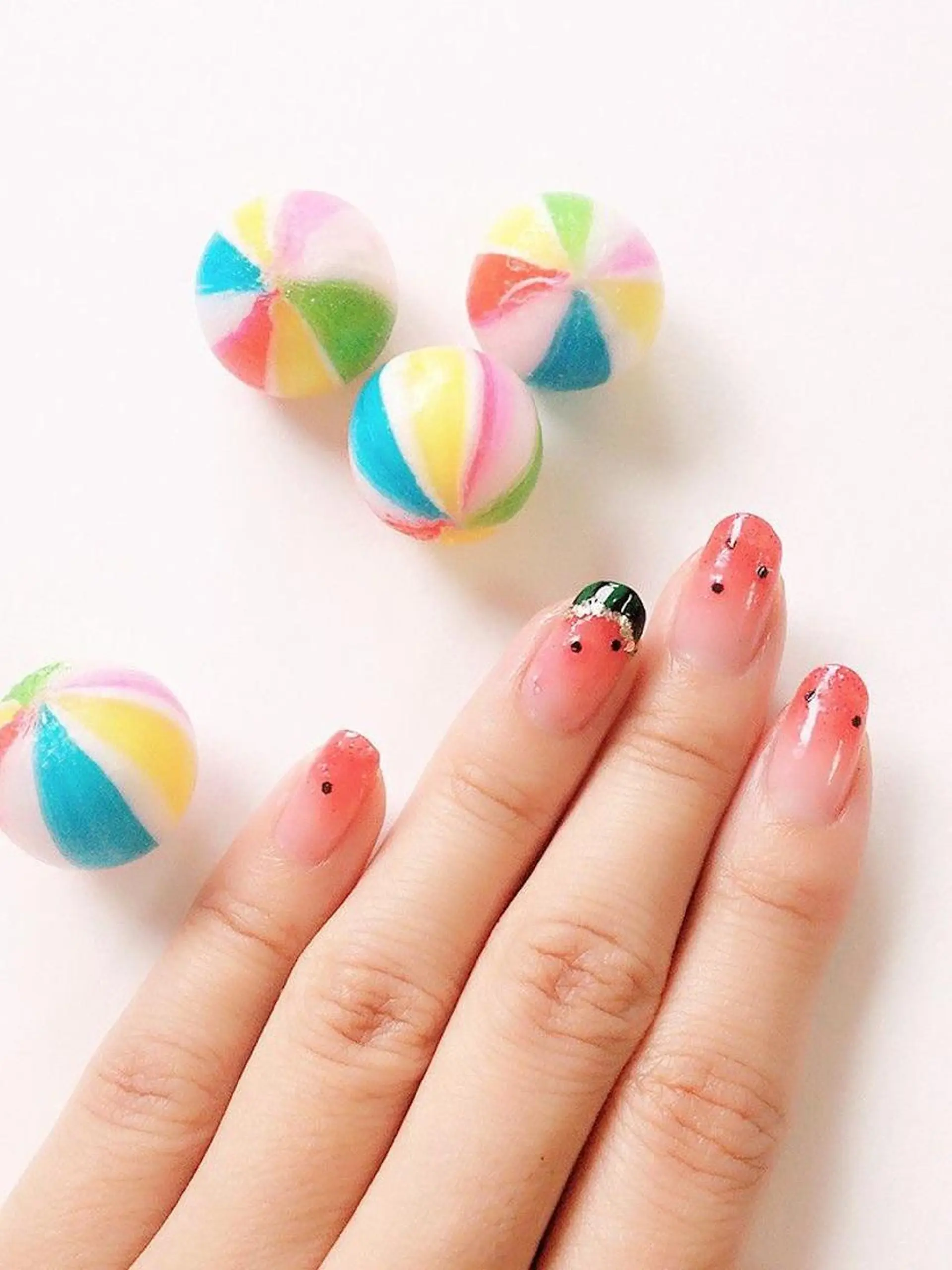 ネイル 小林 加奈のネイルデザイン