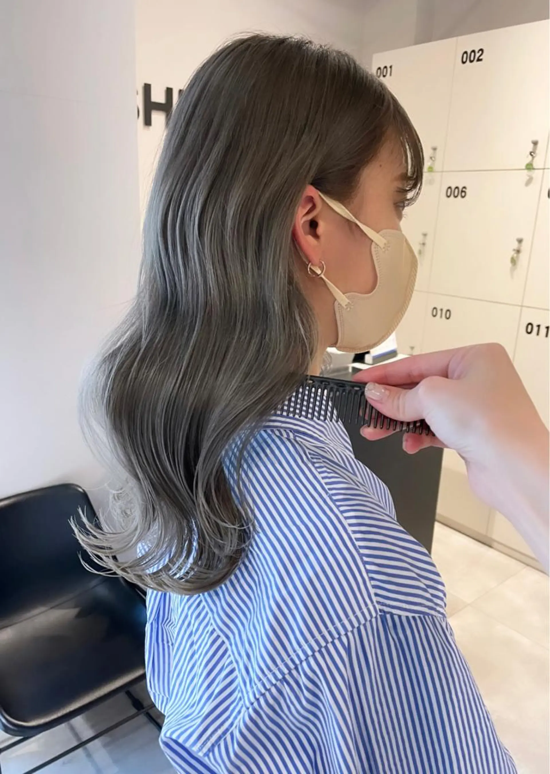 ミディアム カラー グレージュ ブリーチ👩‍🦳/ ‪✂︎MANAMIのヘアスタイル