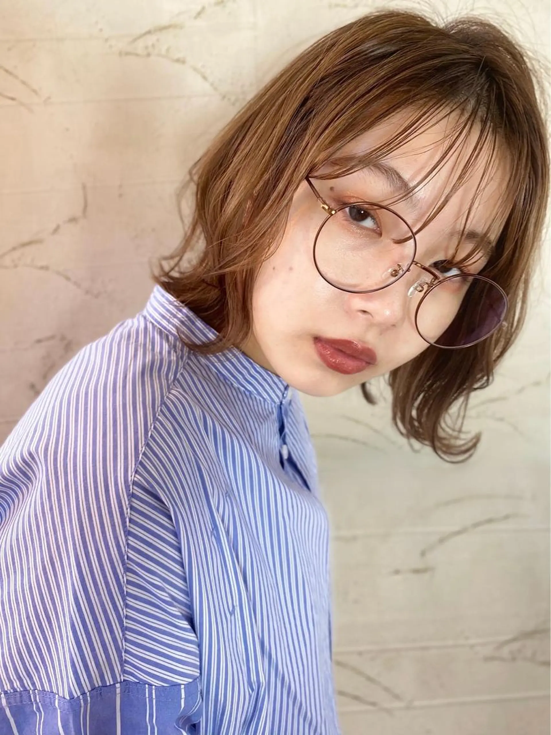 ミディアム カラー ANY mikuのヘアスタイル