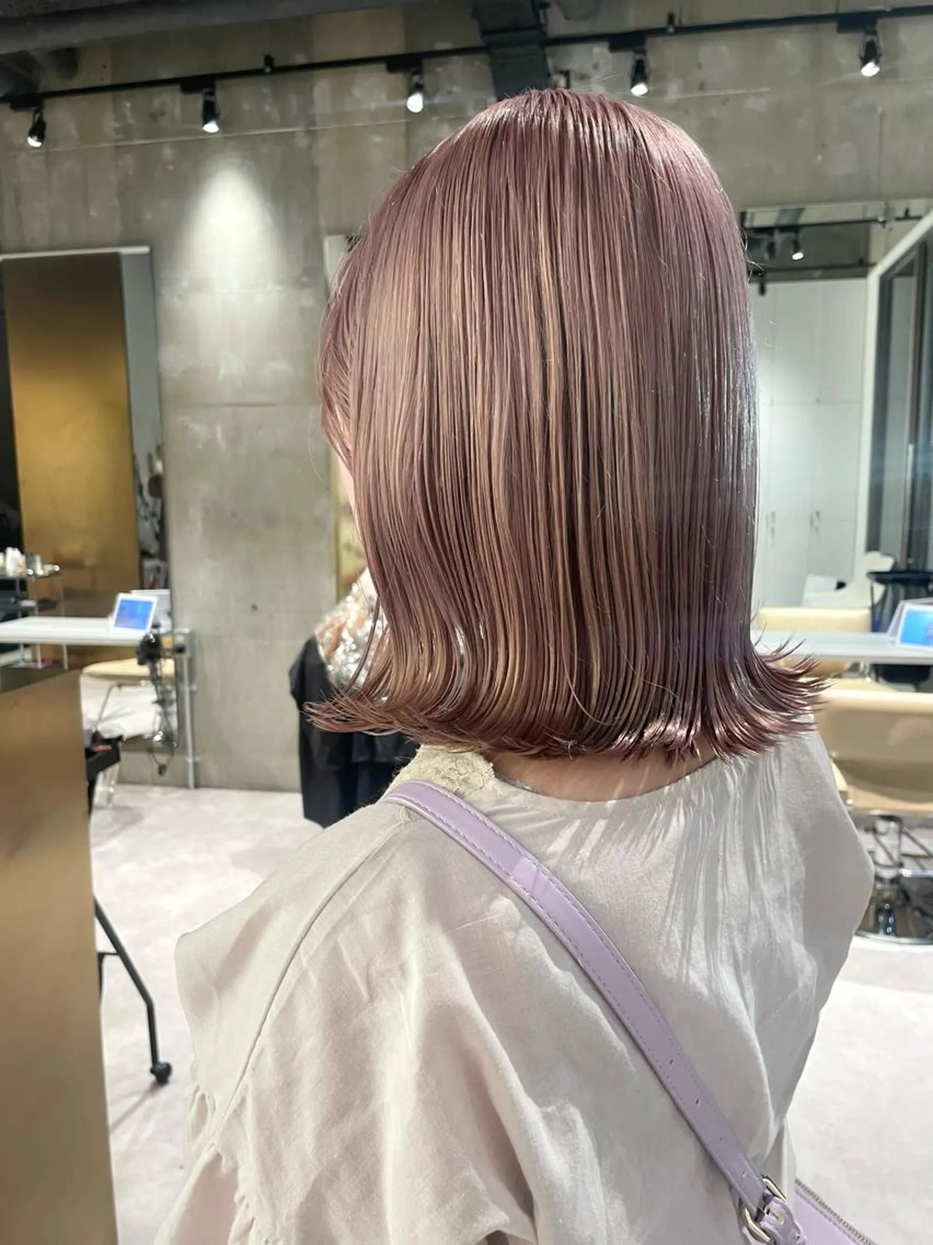 ミディアム カラー パーマ カット ヘアカラー トリートメント ☀️海外レイヤー 🇺🇸/ヒナコのヘアスタイル