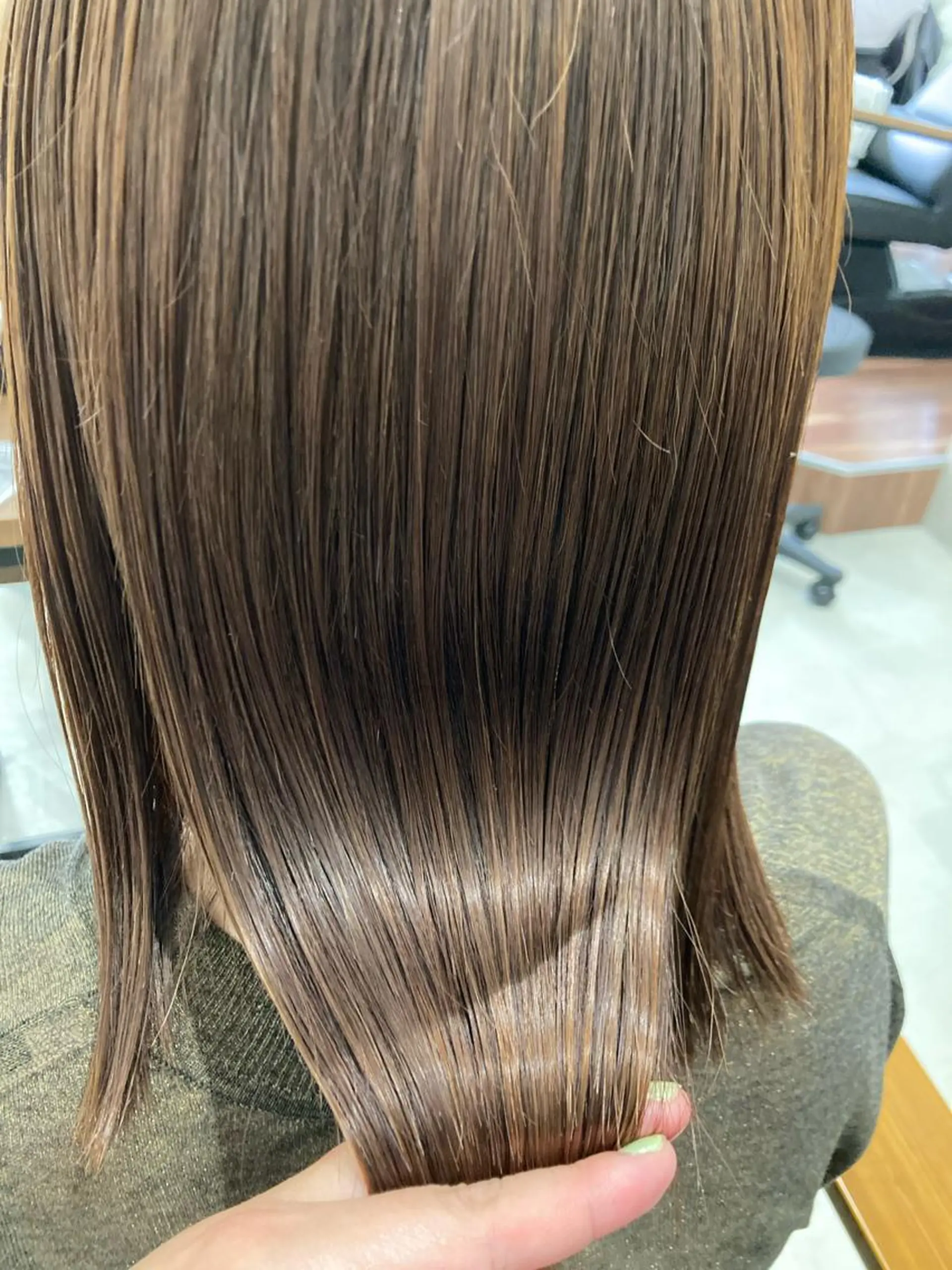 ミディアム トリートメント Larry🌼中下 美香のヘアスタイル