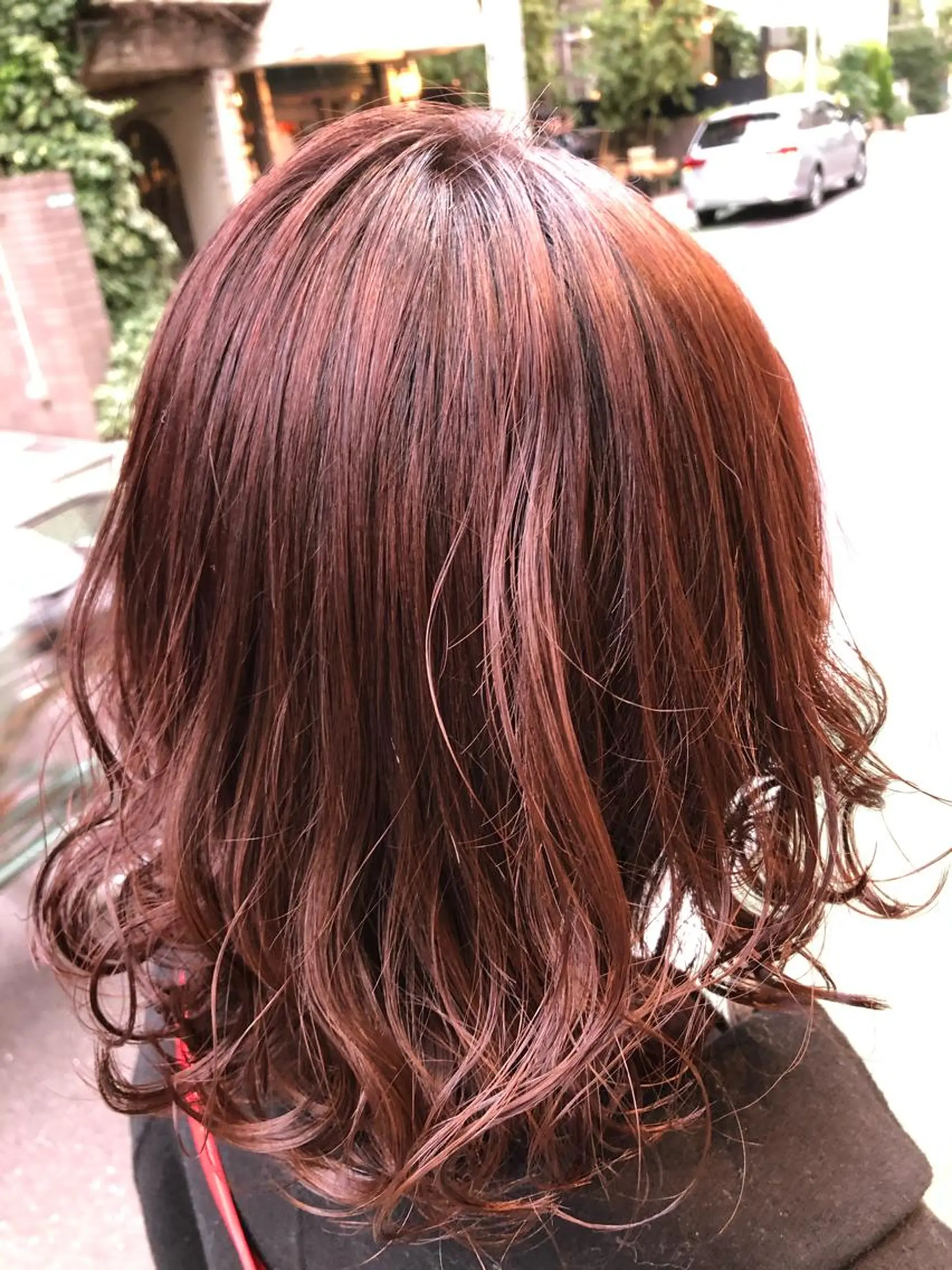 ミディアム カラー ブラウンカラー ピンクカラー ピンクブラウン monami 鈴木 茉由奈のヘアスタイル