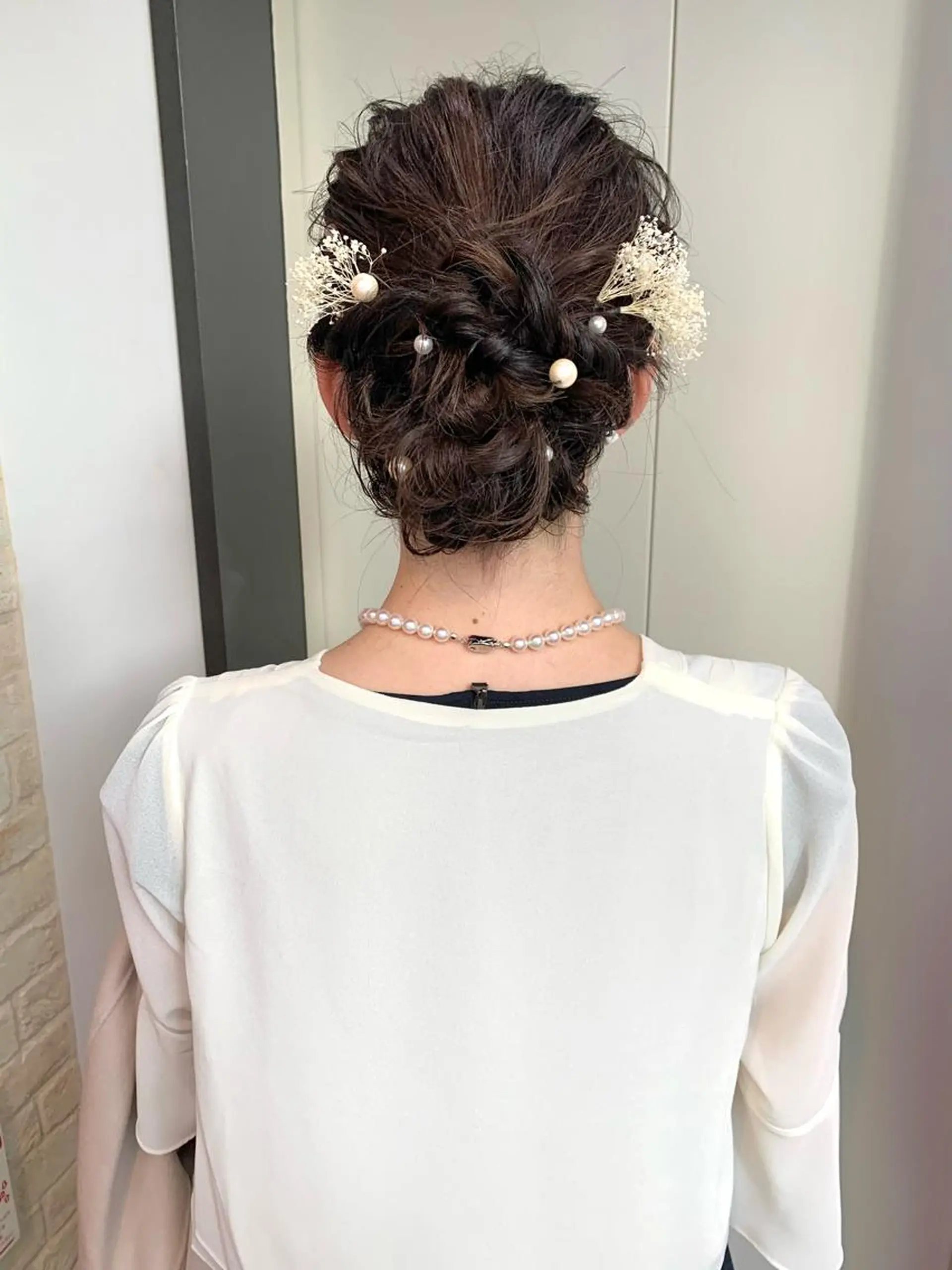 ヘアアレンジ 着付け SAKINO． ベージュカラーのヘアスタイル