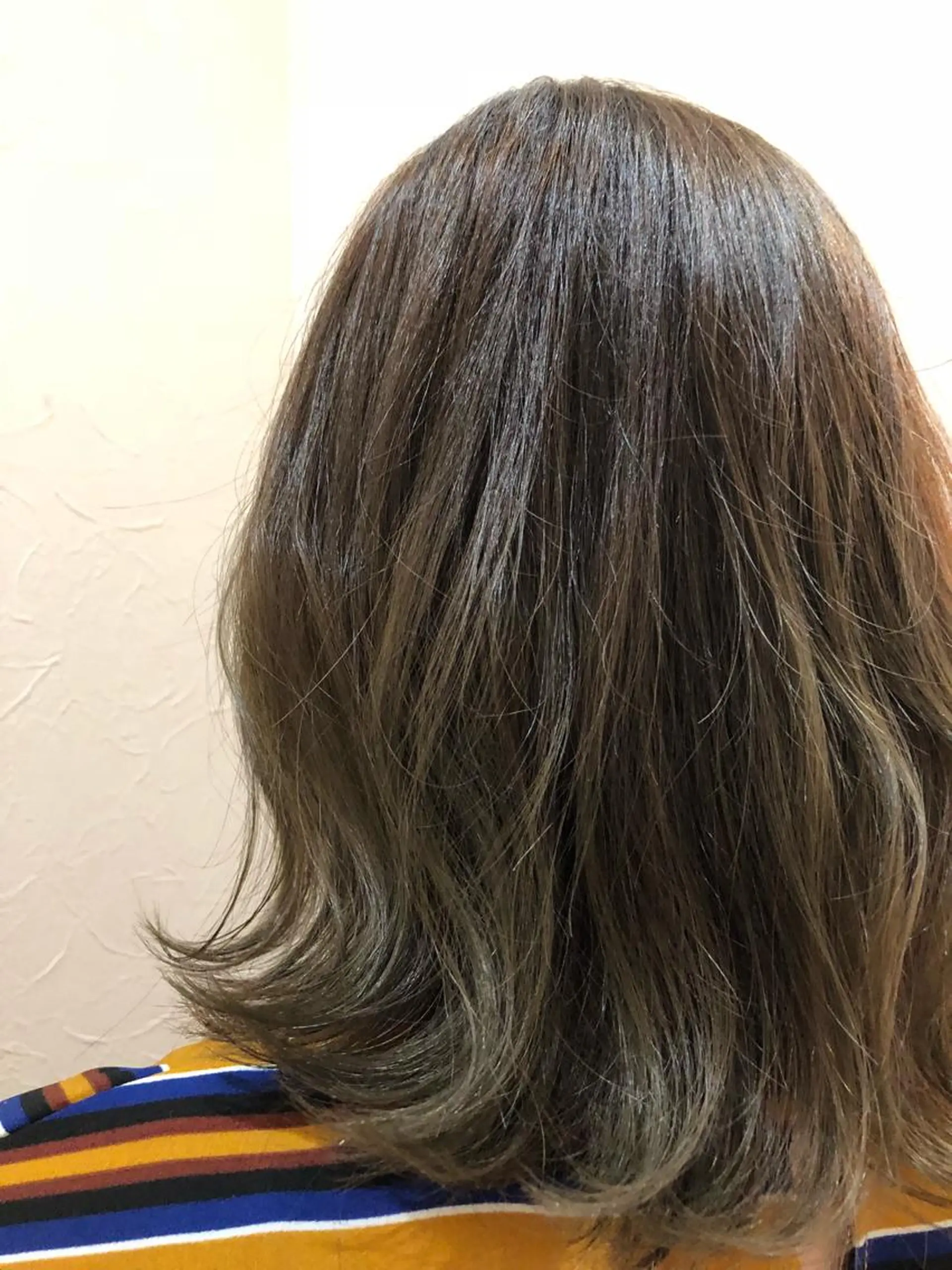 ミディアム カラー パーマ ヘアアレンジ IVY joure Suzu.のヘアスタイル