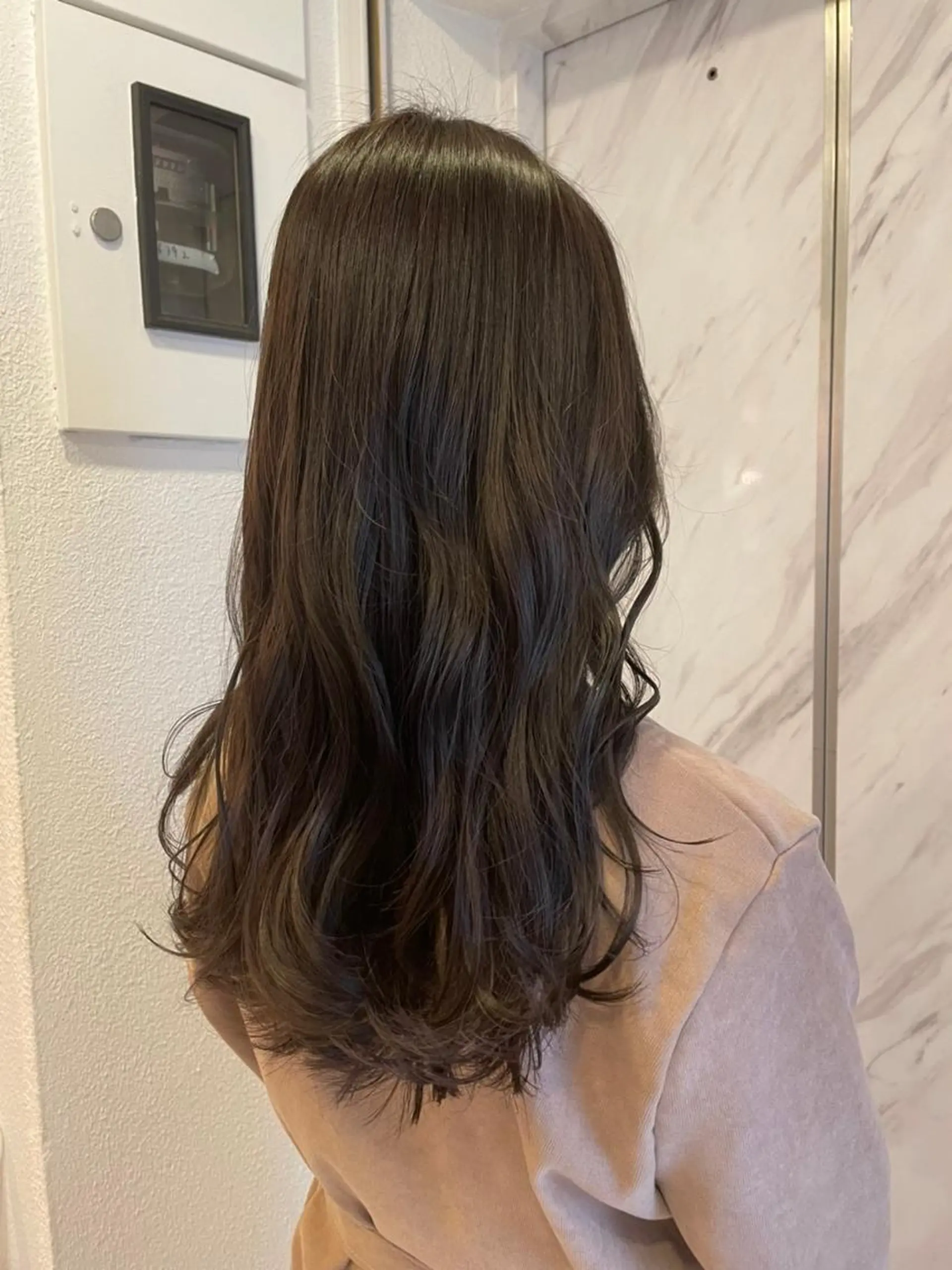 ロング カラー アディクシーカラー アクアカラー アッシュ バレイヤージュ ミストバング N° uairo 川崎店【ユアイロ】のヘアスタイル