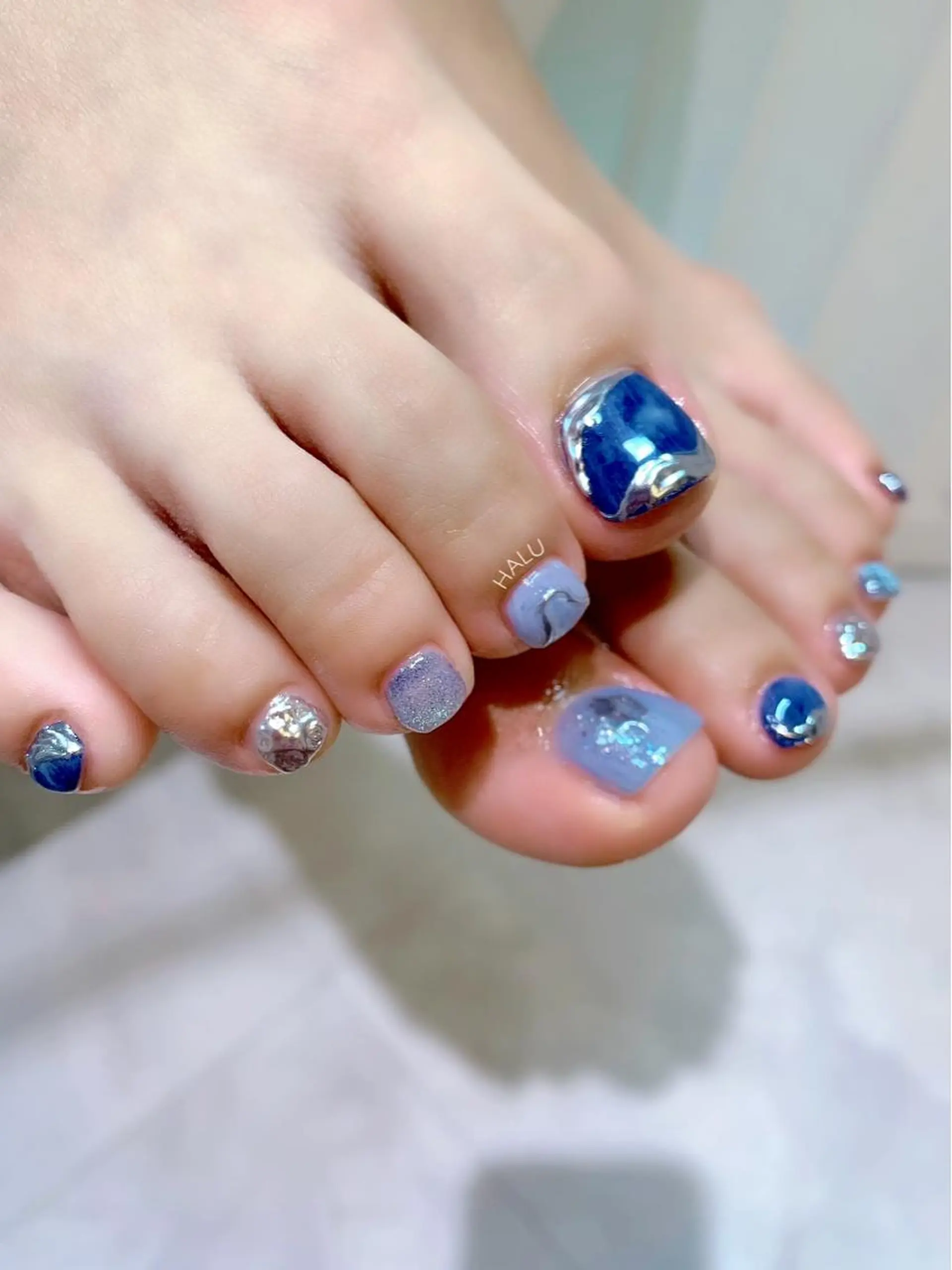 ネイル ブルー シルバー HALU ハルのネイルデザイン