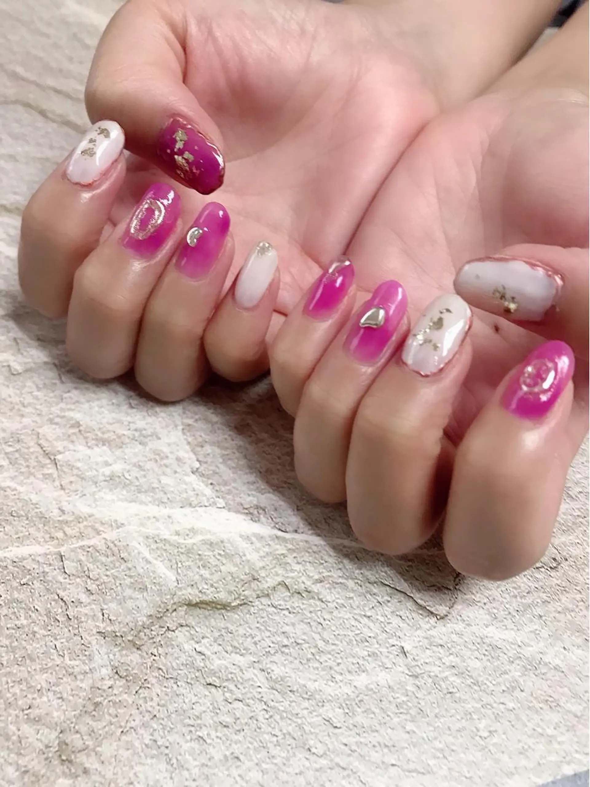 ネイル ミラーネイル ぷっくりネイル beauty ☪︎moonのネイルデザイン