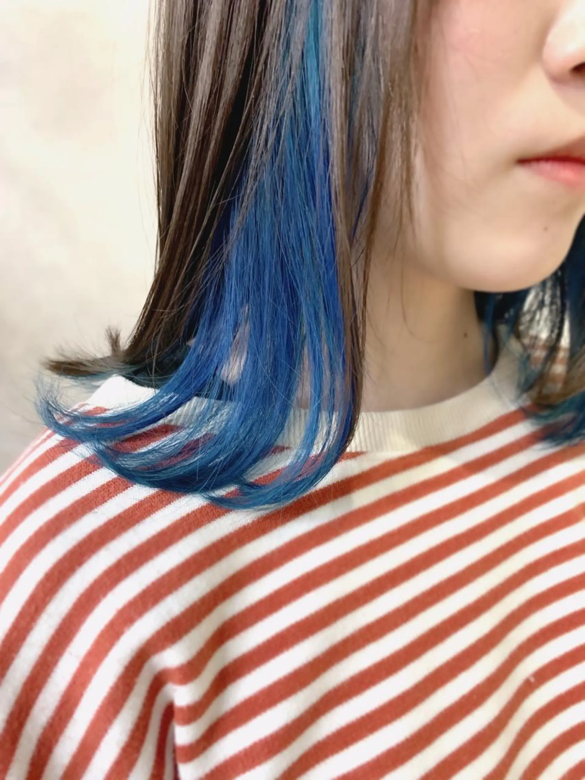 カラー ブルーカラー デザインカラー イヤリングカラー インナーカラー トリートメント /カラー/NAOKIのヘアスタイル