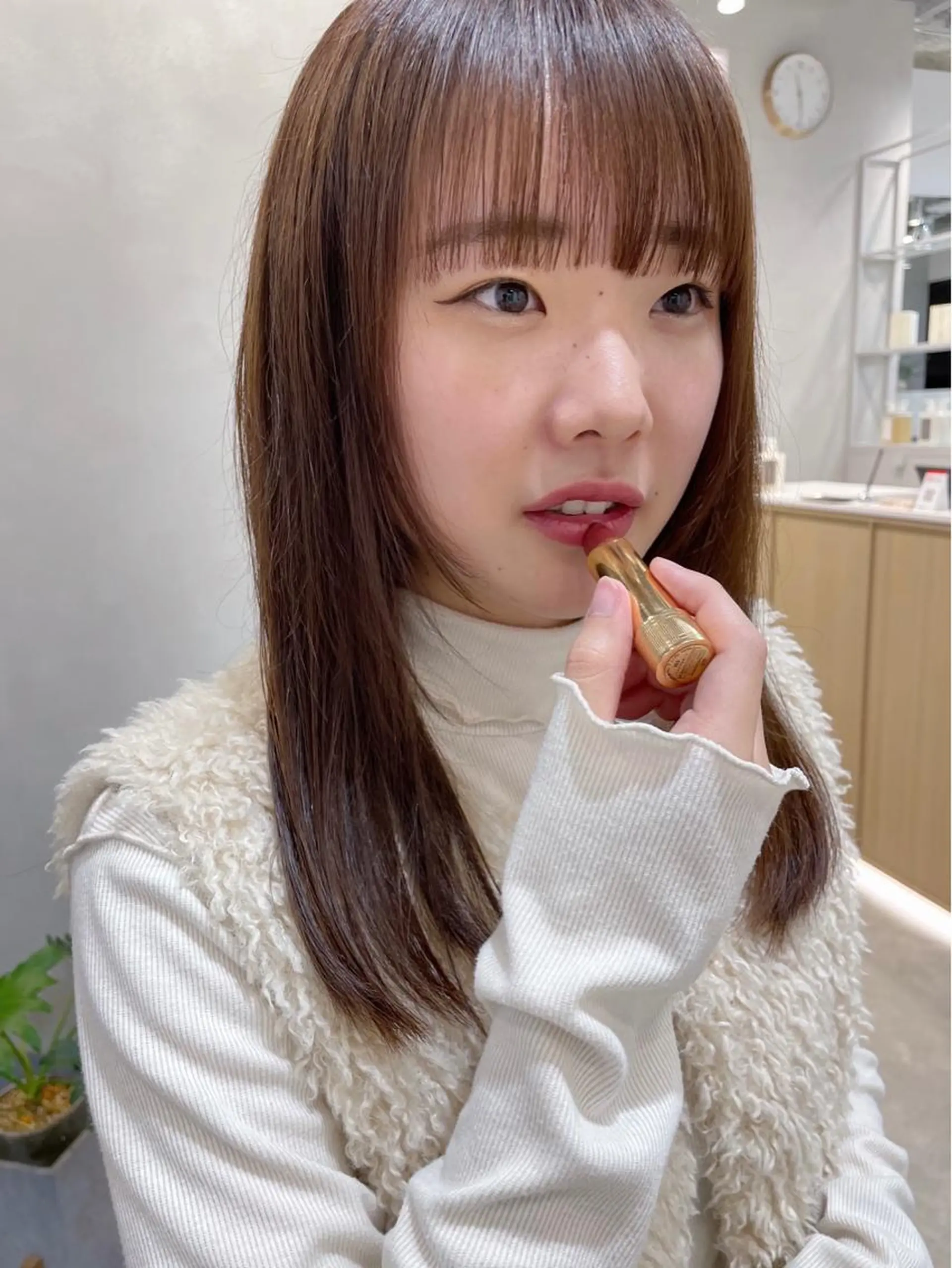 ミディアム 青木 優歩のヘアスタイル