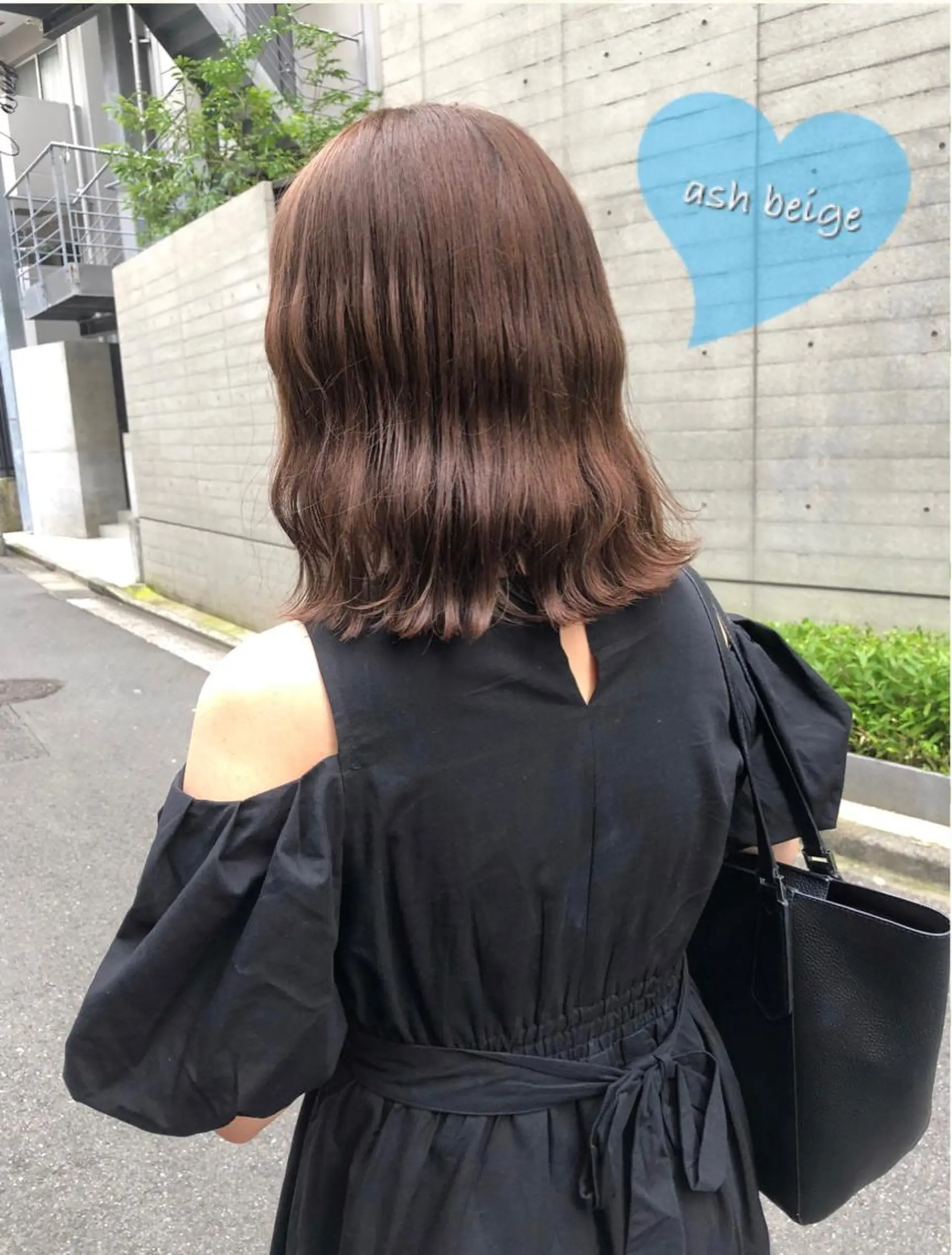 ミディアム ✨色持ちの良い艶 カラー✨蟹江真世のヘアスタイル