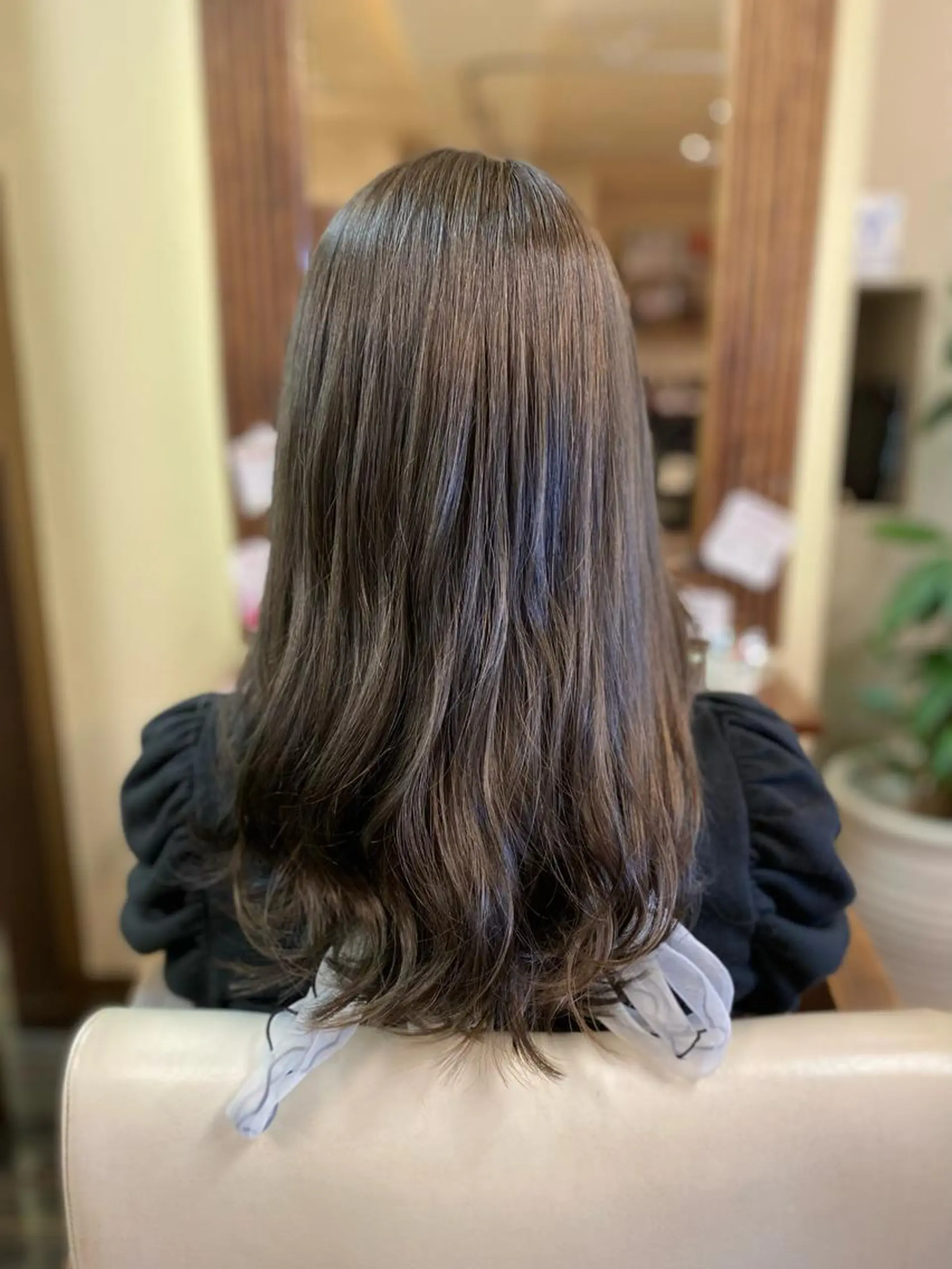 セミロング カラー ヘアアレンジ メンズ カット ヘアカラー トリートメント 加藤 瑠美のヘアスタイル