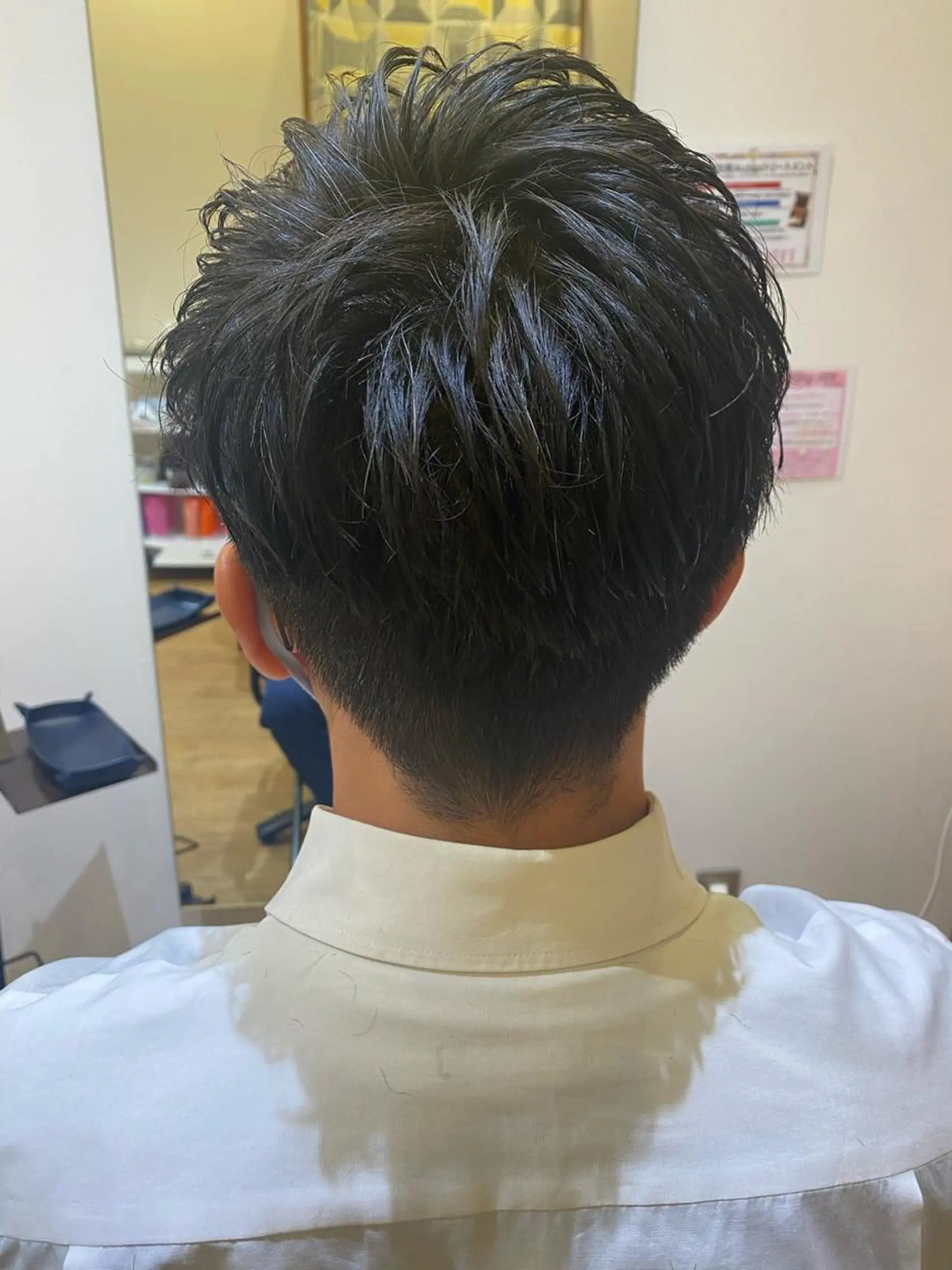 メンズ 刈り上げ 藤 明日香のヘアスタイル