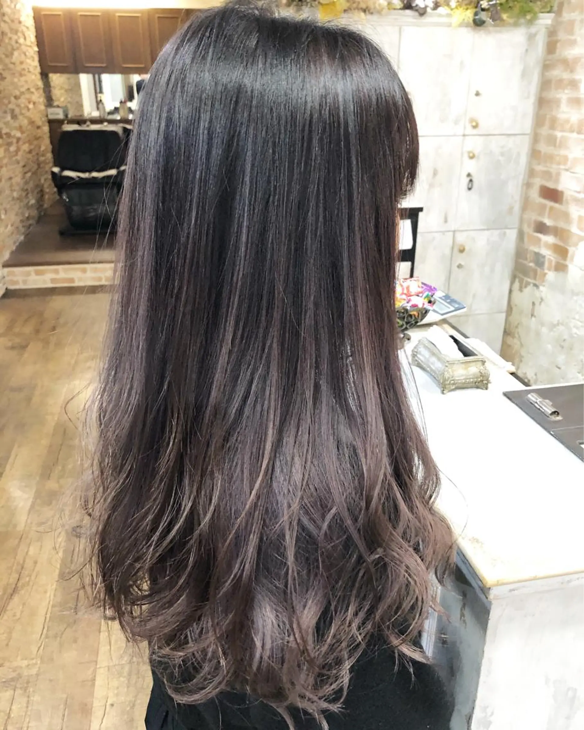 ミディアム カラー ヘアアレンジ ヘアカラー トリートメント 遠藤 拓馬のヘアスタイル