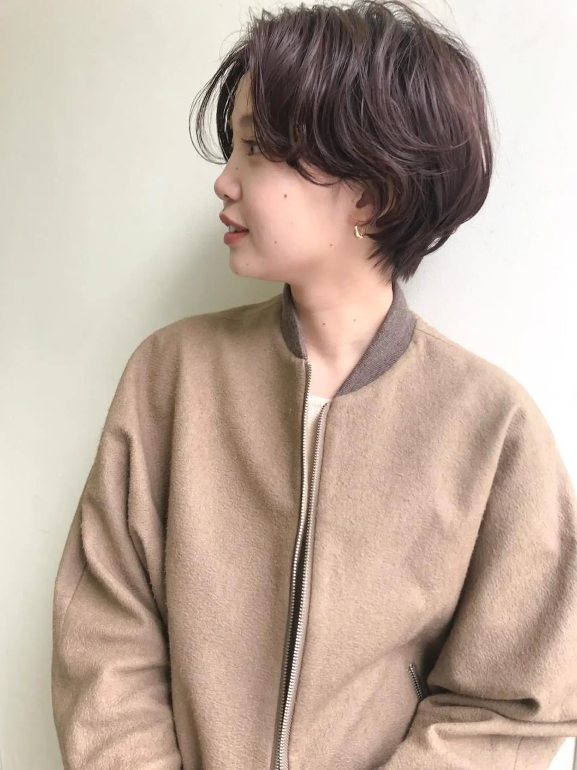 ショート カラー 貫洞 大介のヘアスタイル