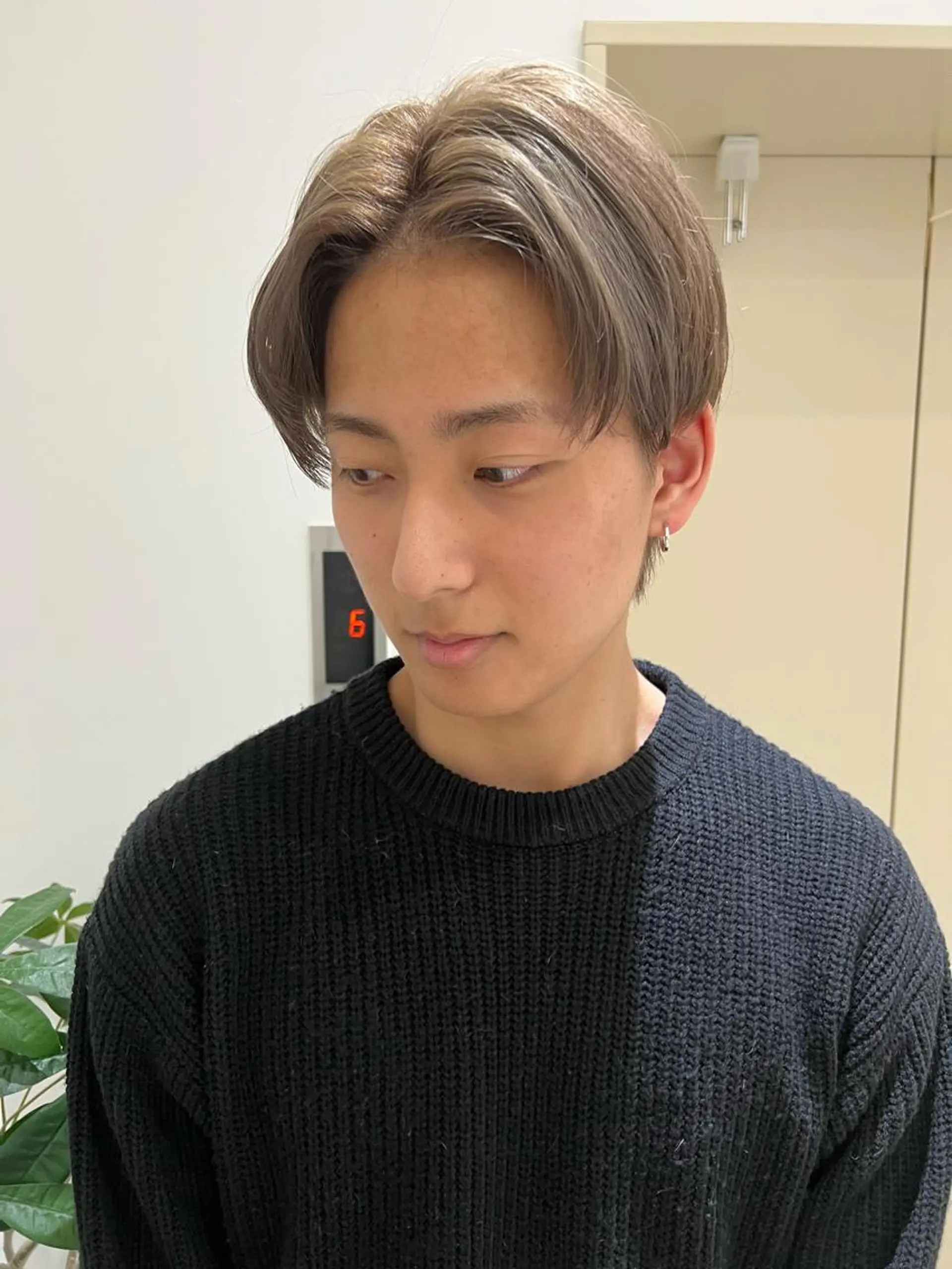 ショート カット 韓国🇰🇷レイヤー 映える顔周り🩷のヘアスタイル