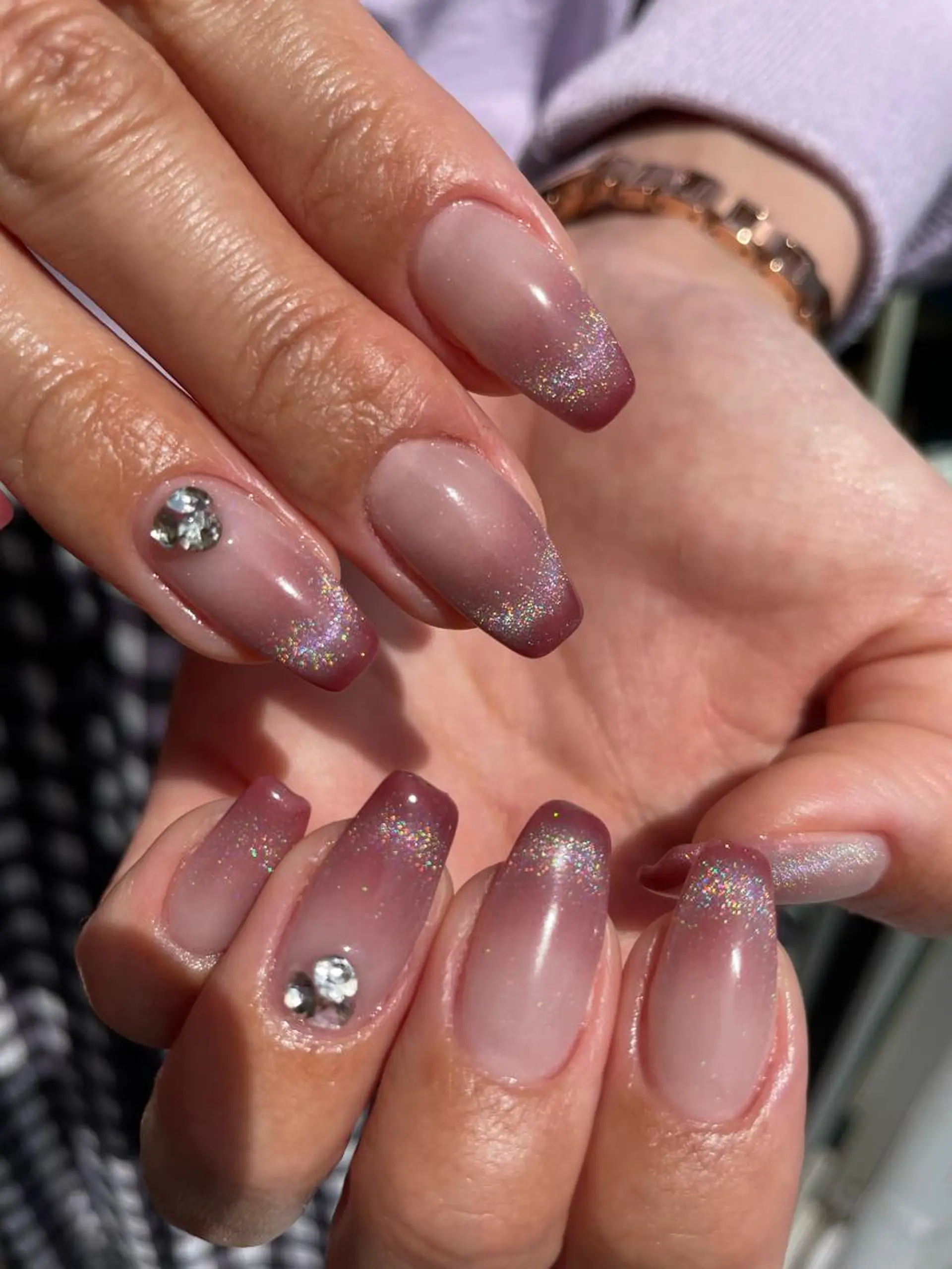 ネイル ストーンネイル ハンドネイル Hisaka Mikiのネイルデザイン