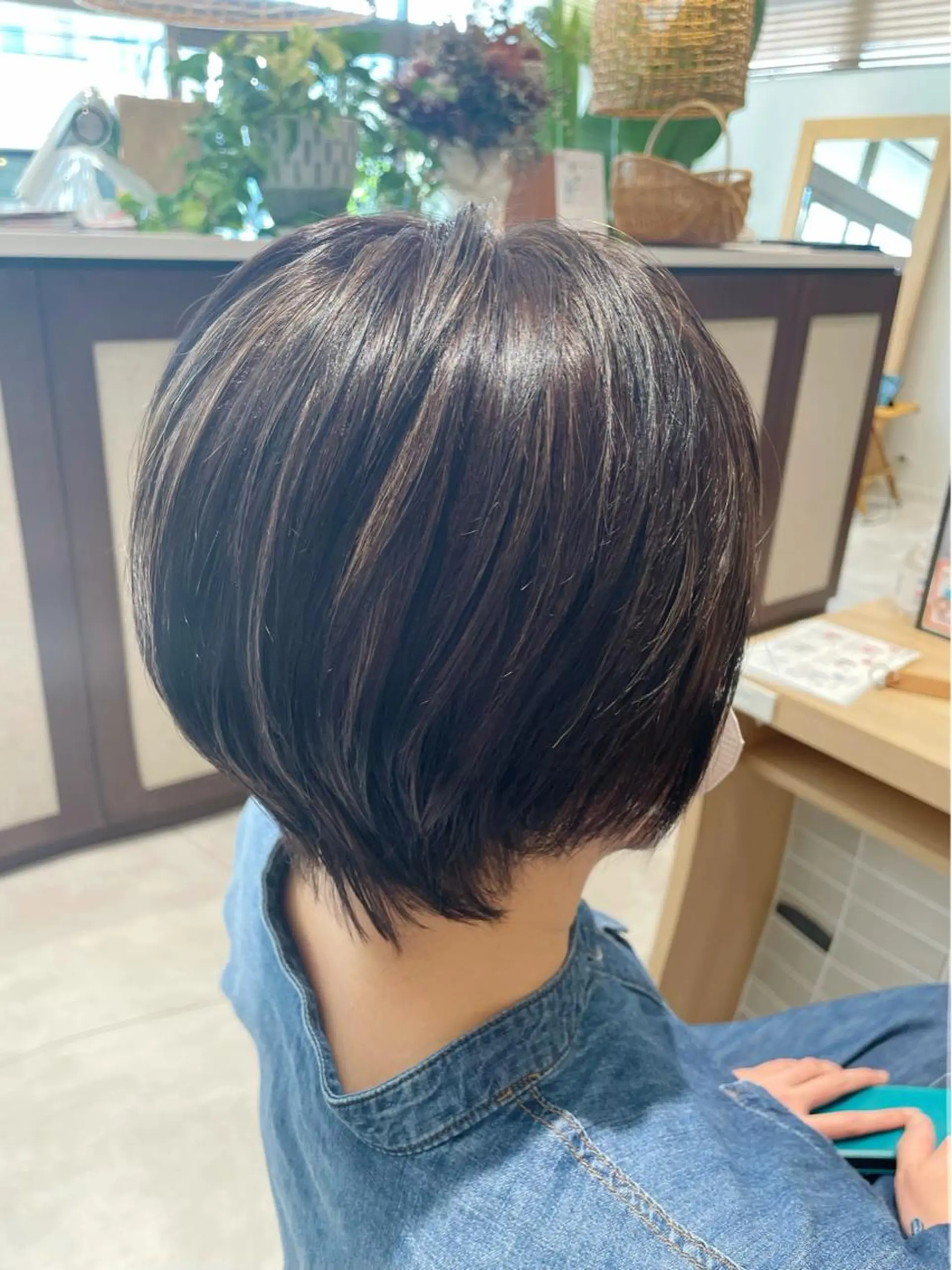 ショート ハイライト ヘアカラー 高木 櫻のヘアスタイル