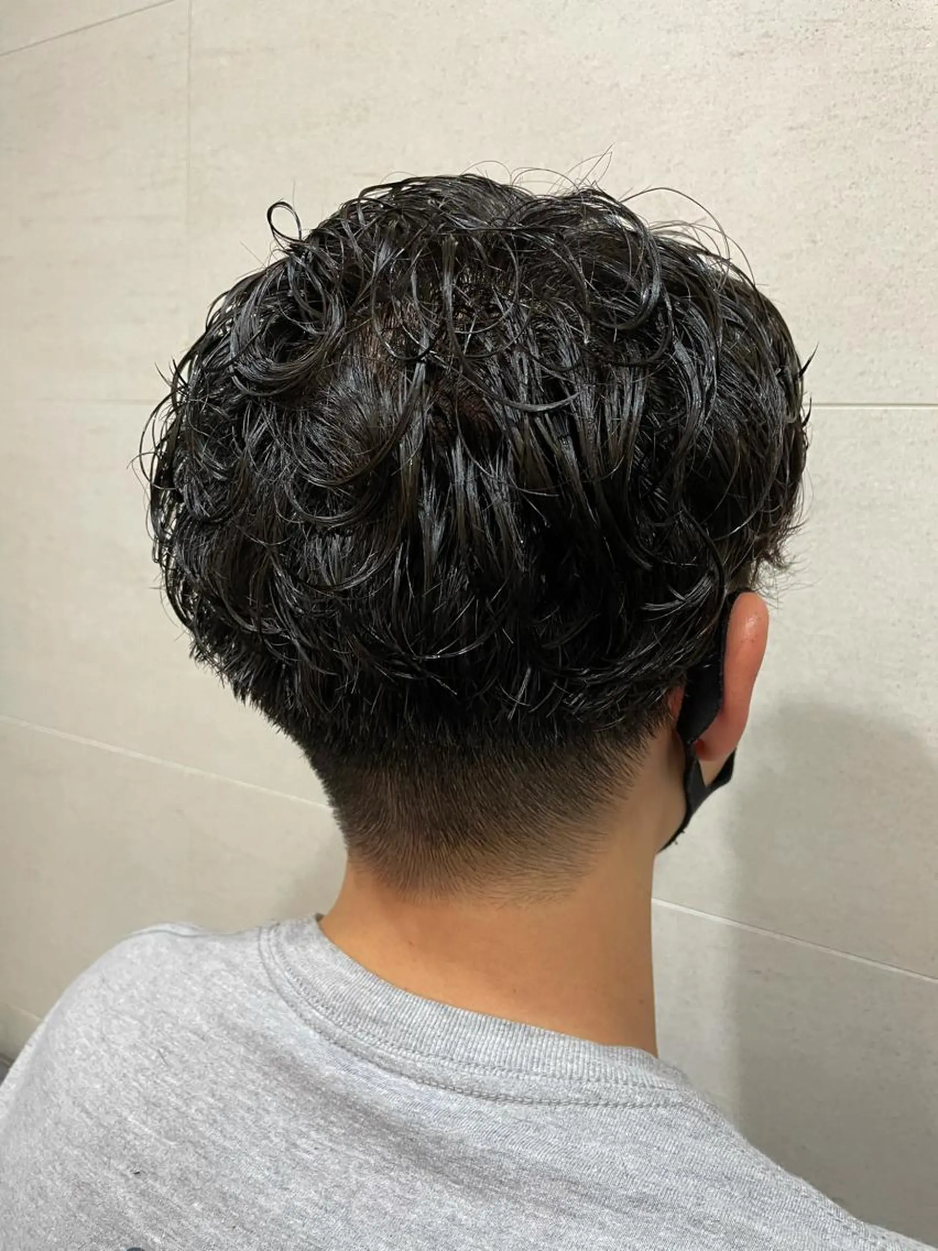 ショート メンズ アップバング メンズパーマ ショートヘア 無料メンズカット💈 遠山泰輝のヘアスタイル