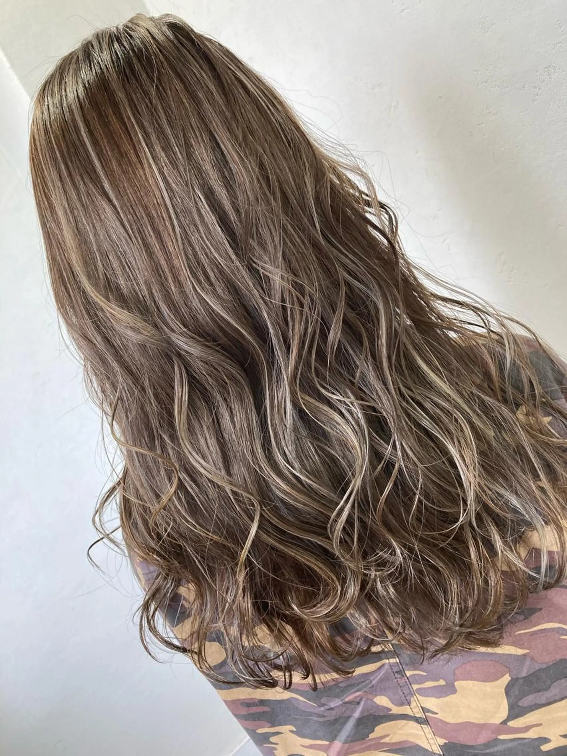 ロング カラー ヘアアレンジ ブリーチ毛縮毛矯正 👑山口のヘアスタイル