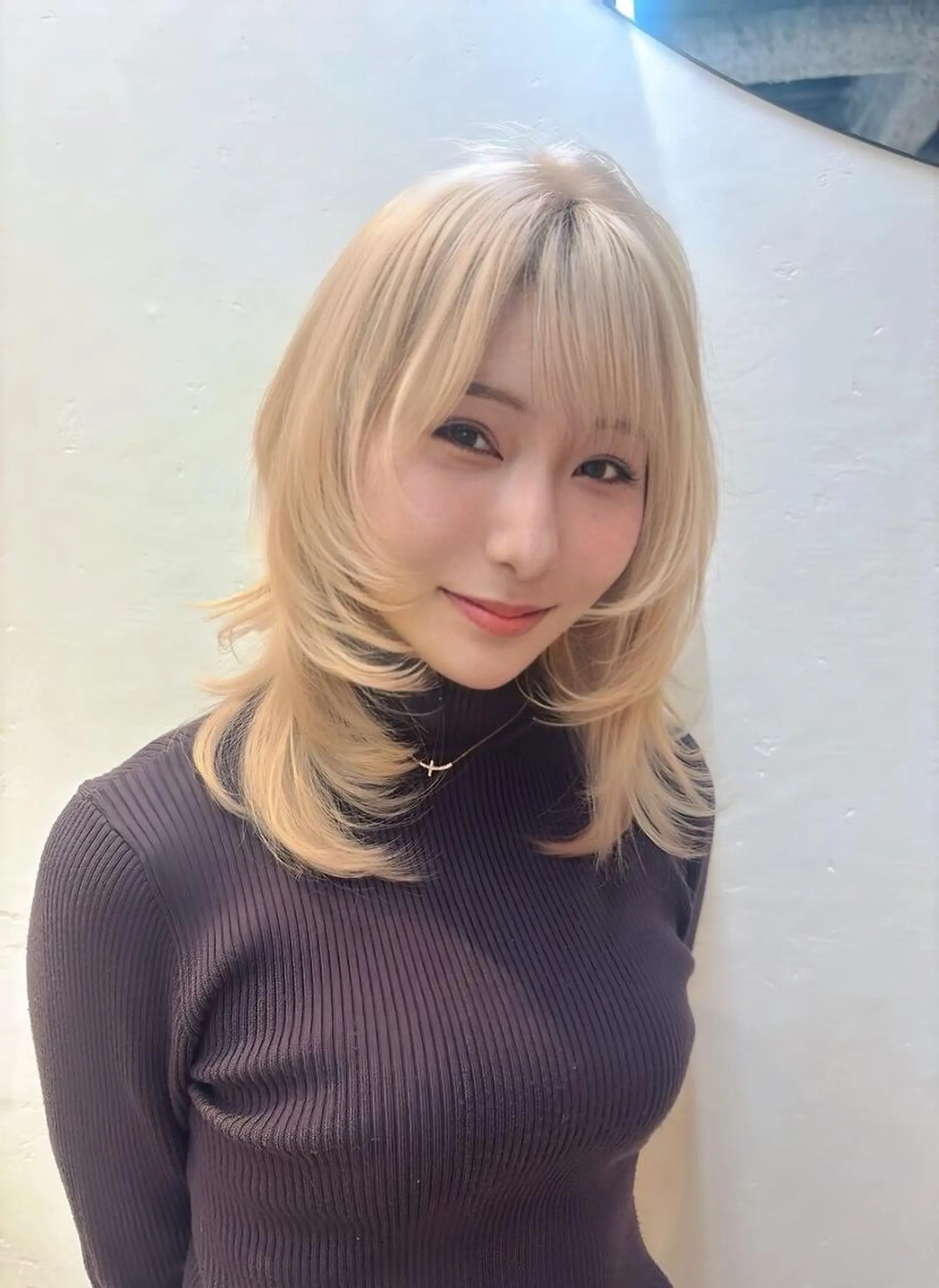 ミディアム ボブ ハイライト 髪質改善 韓国風ヘア レイヤーカット .5 by SOLEIL藤沢店のヘアスタイル