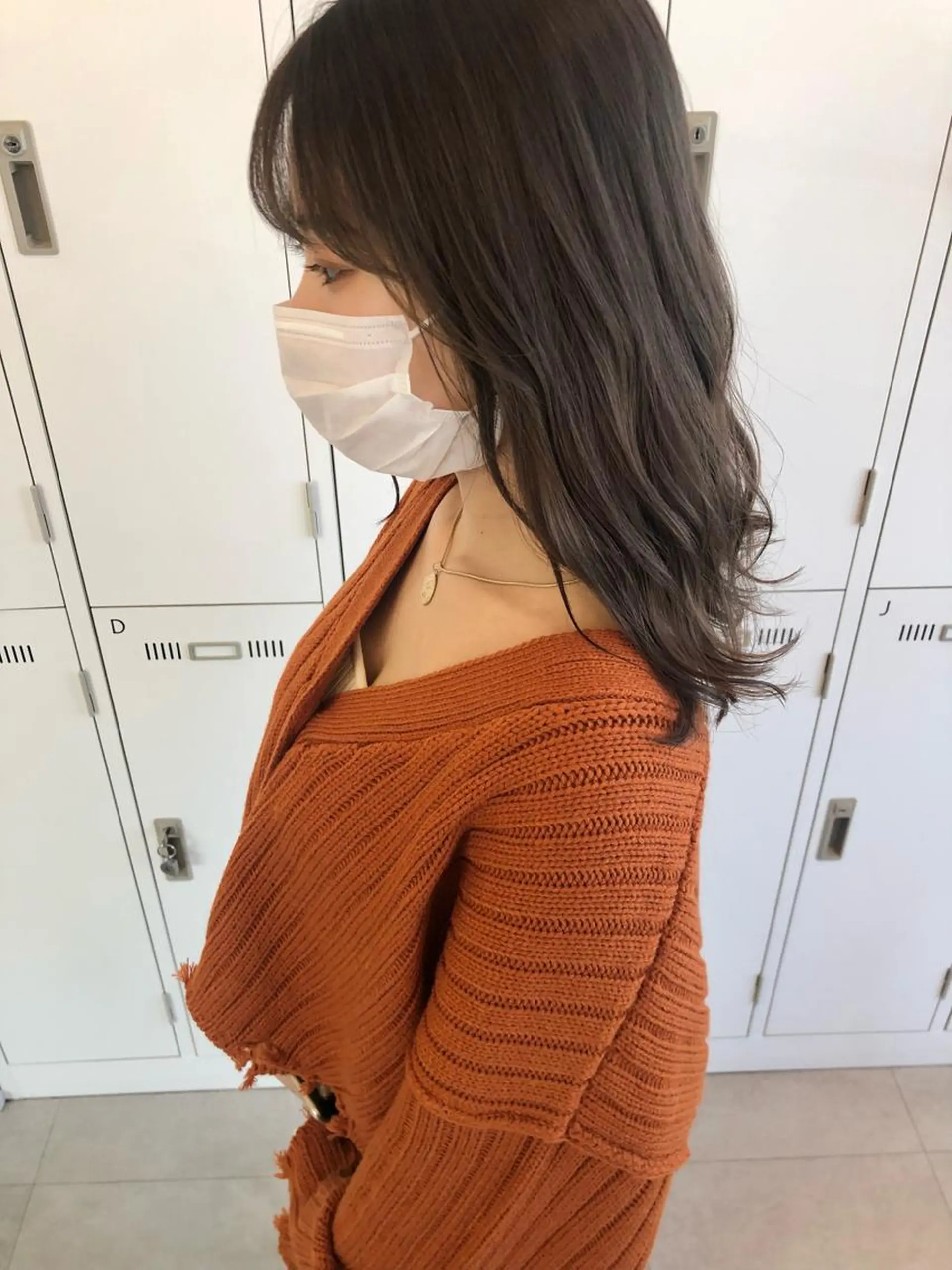 セミロング カラー ショコラグレージュ グレージュ Saori / さおりのヘアスタイル