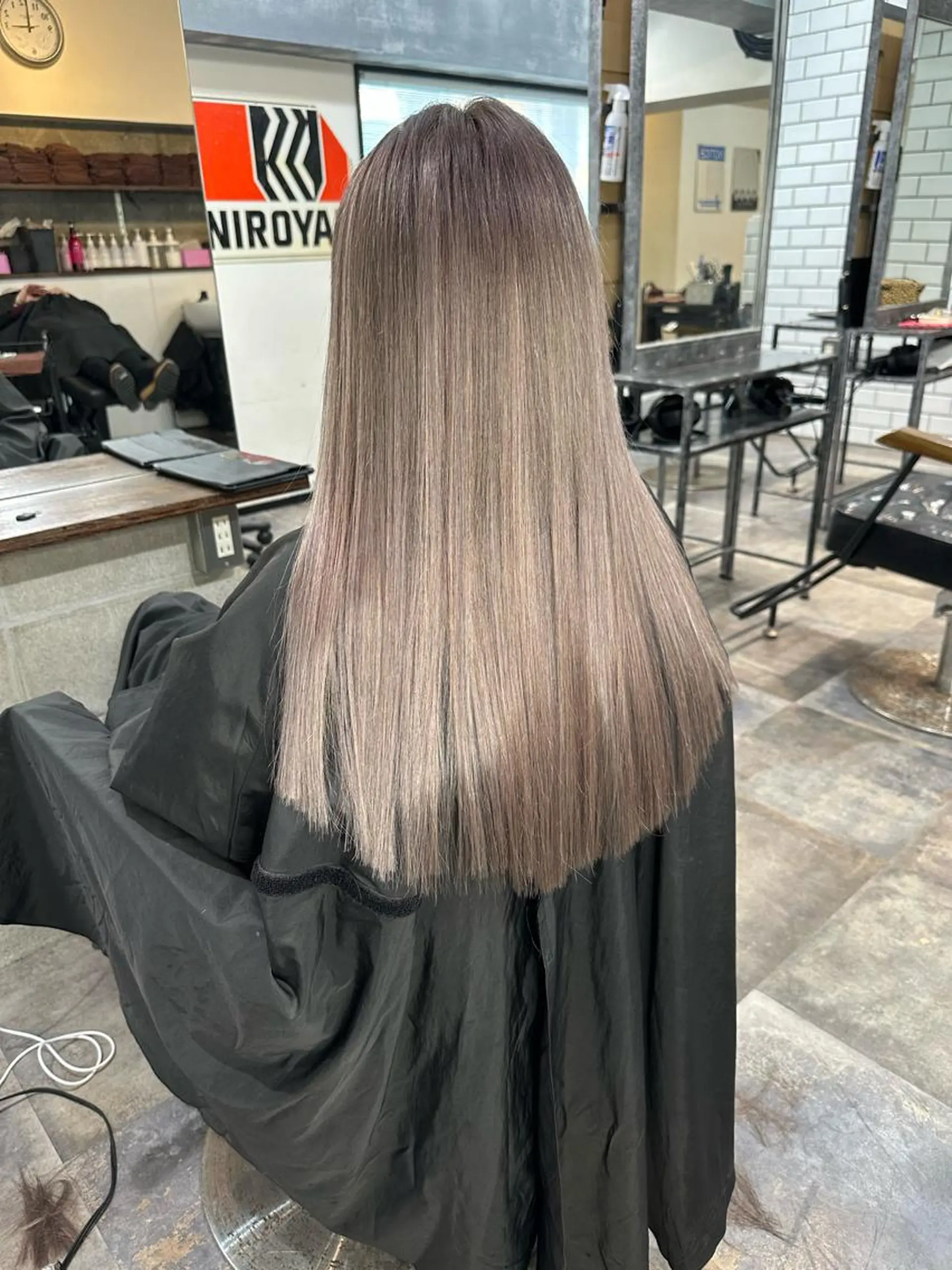 ロング メンズ ⭐️エクステ指名 No.1⭐️高頭のヘアスタイル