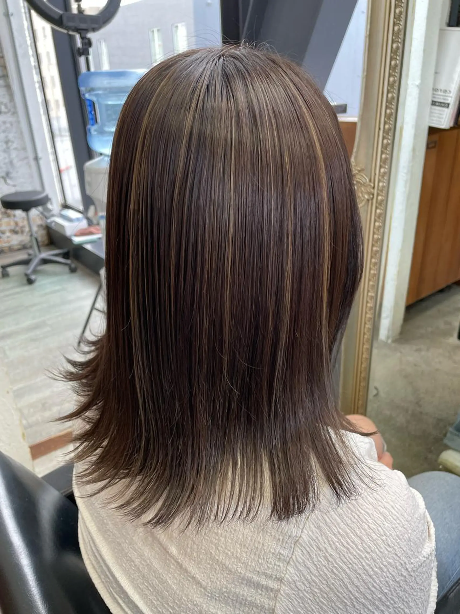ミディアム カラー ハイライトカラー ハイライト 大内 志穂のヘアスタイル