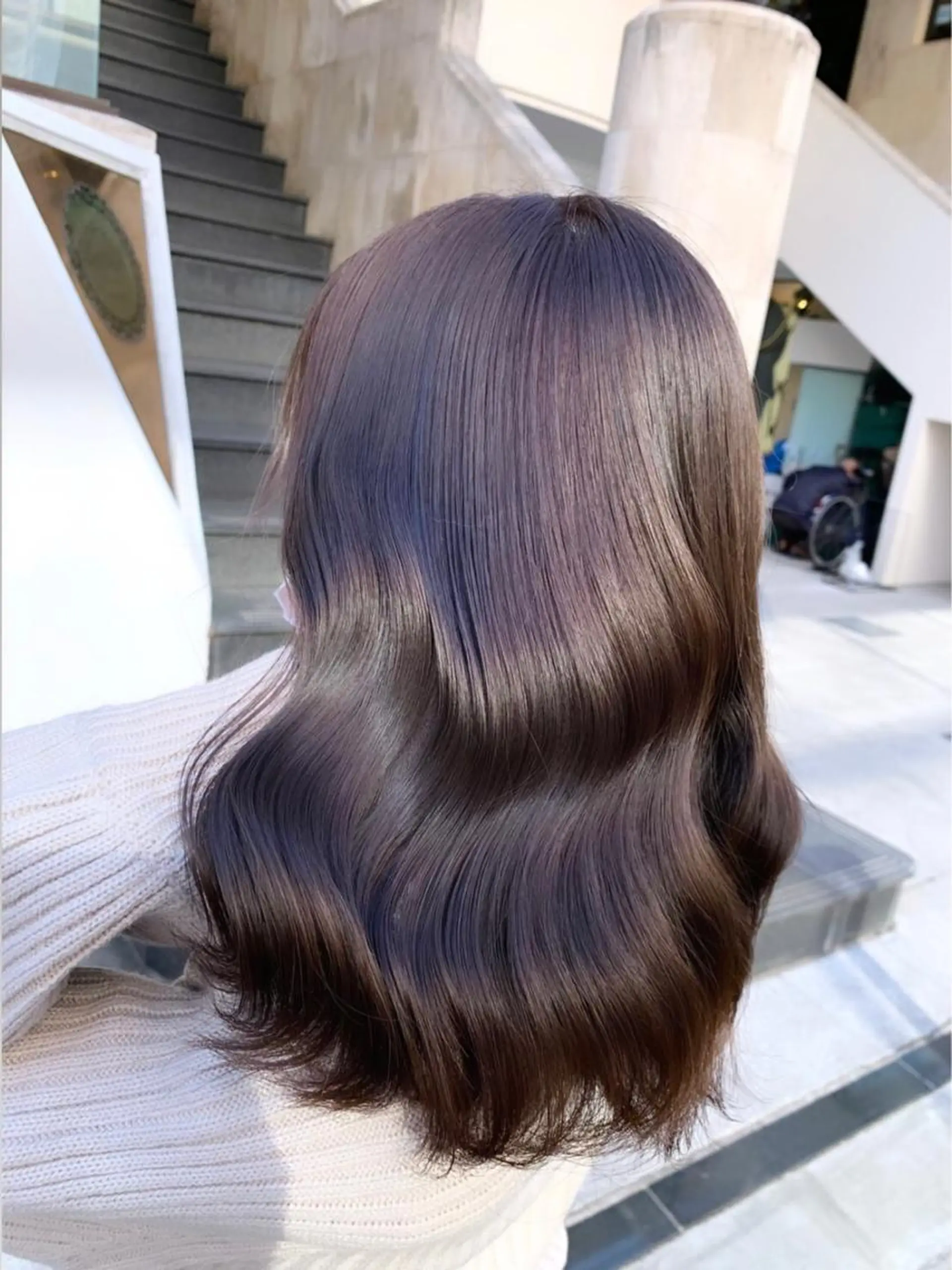 セミロング ミヤザキ タクトのヘアスタイル