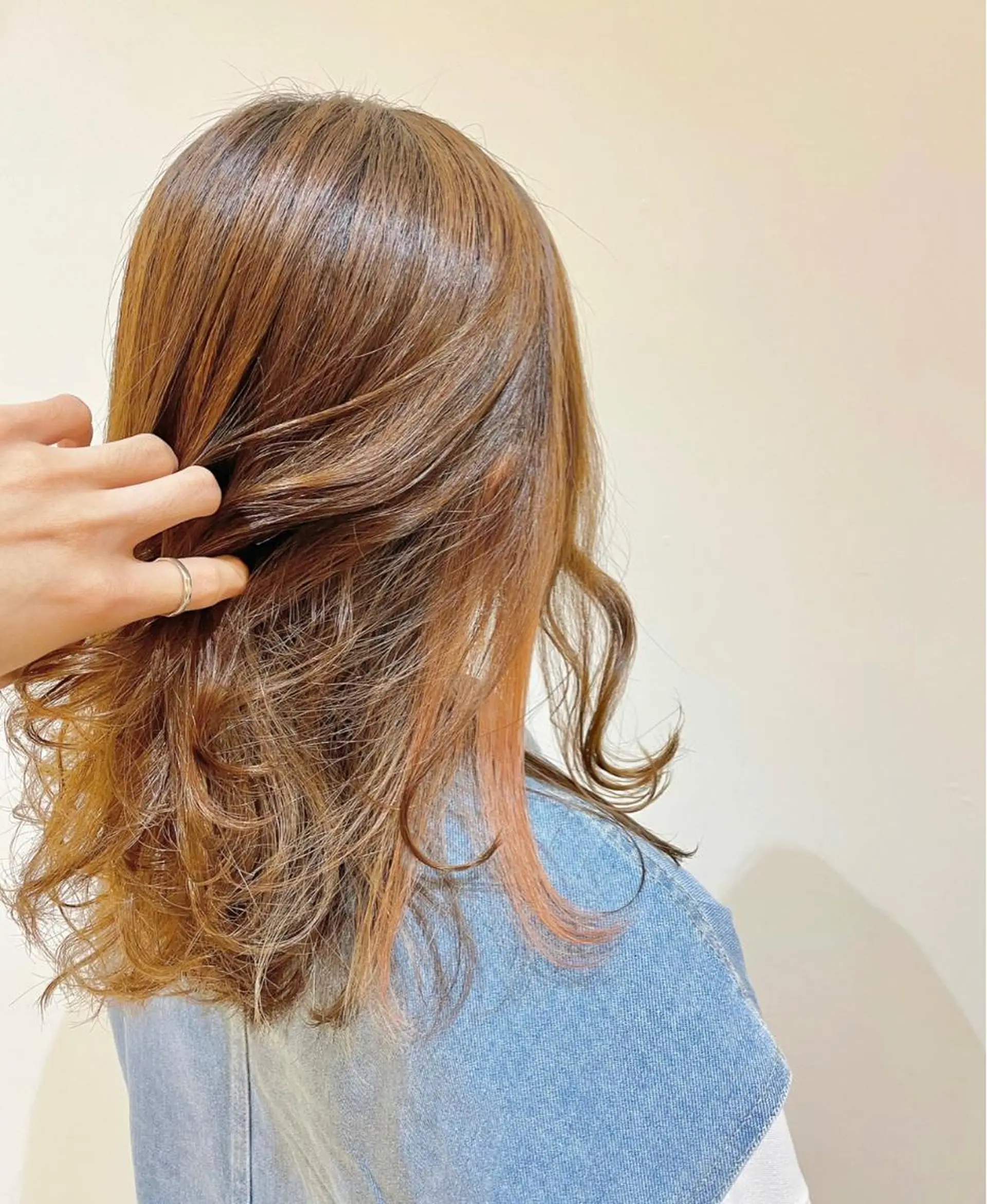 セミロング カット ヘアカラー トリートメント ヘアセット 🎗副店長/井上 竜 ブリーチ指名No.1のヘアスタイル