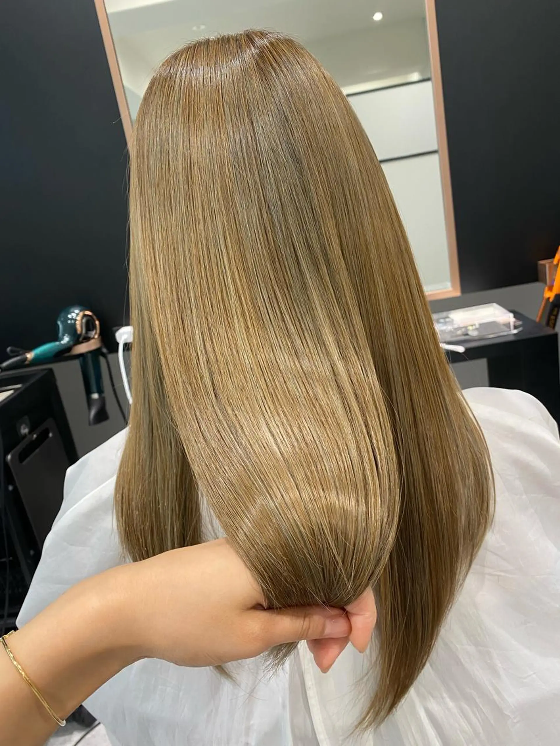 ロング トリートメント ヘアカラー トリートメント 大上 真奈未のヘアスタイル