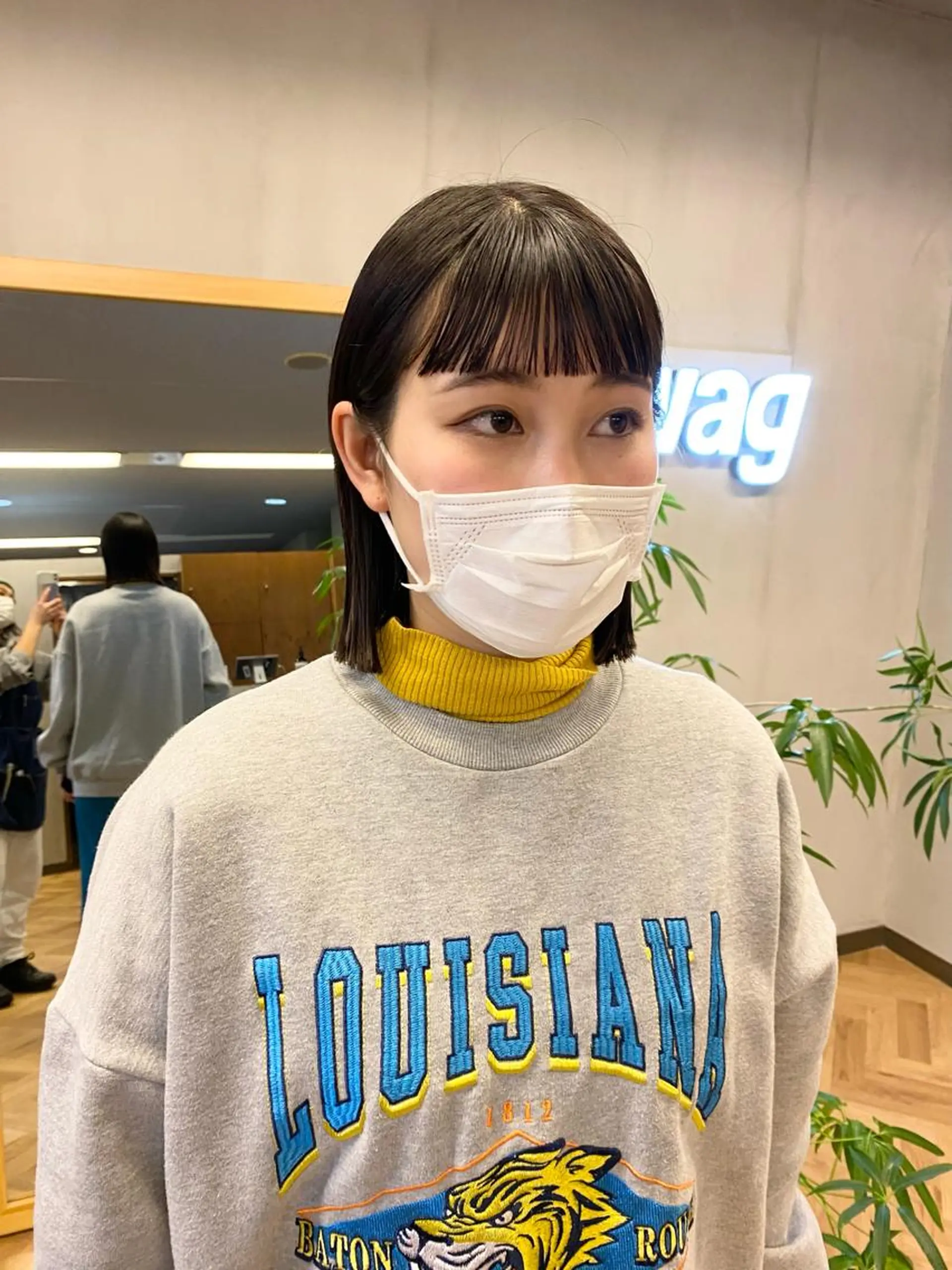 ミディアム デザインカラー/ボブ ブリーチカラー/ユリのヘアスタイル