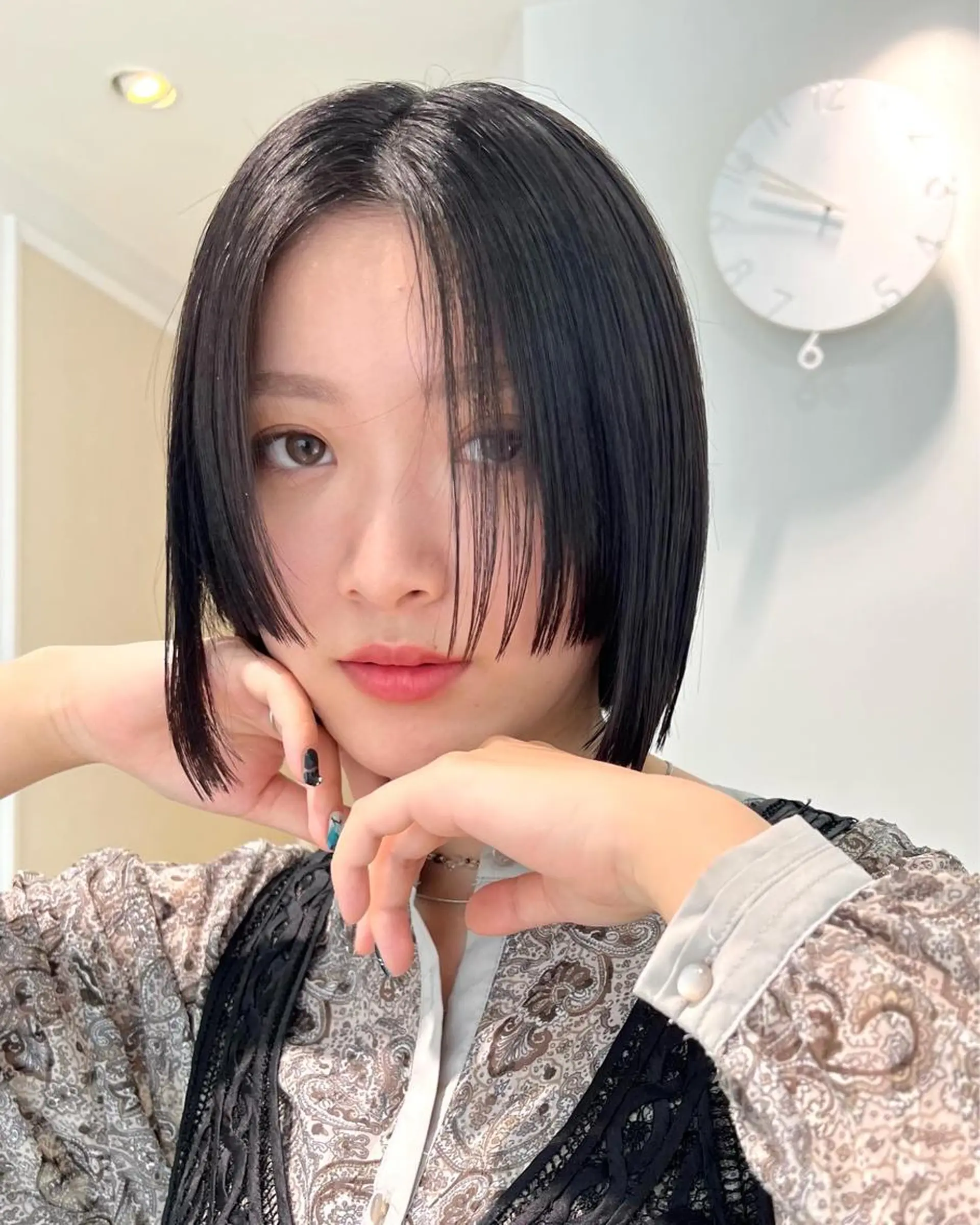 ミディアム カラー ヘアアレンジ ✨まとまるボブ/ 切りっぱなし/ユキナのヘアスタイル