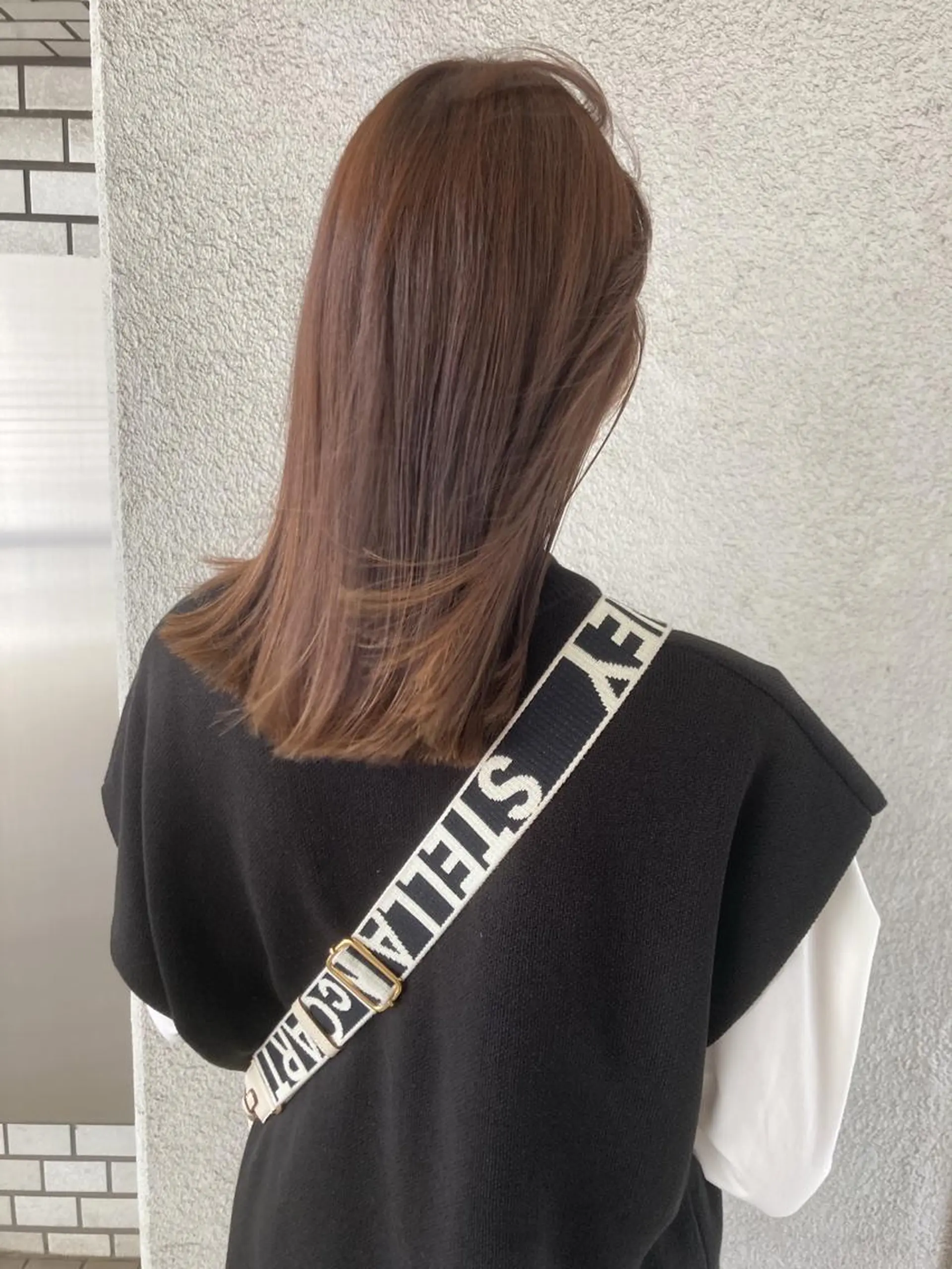 ミディアム カラー カット ヘアカラー トリートメント お洒落ベージュ🤎 代官山shibukiのヘアスタイル