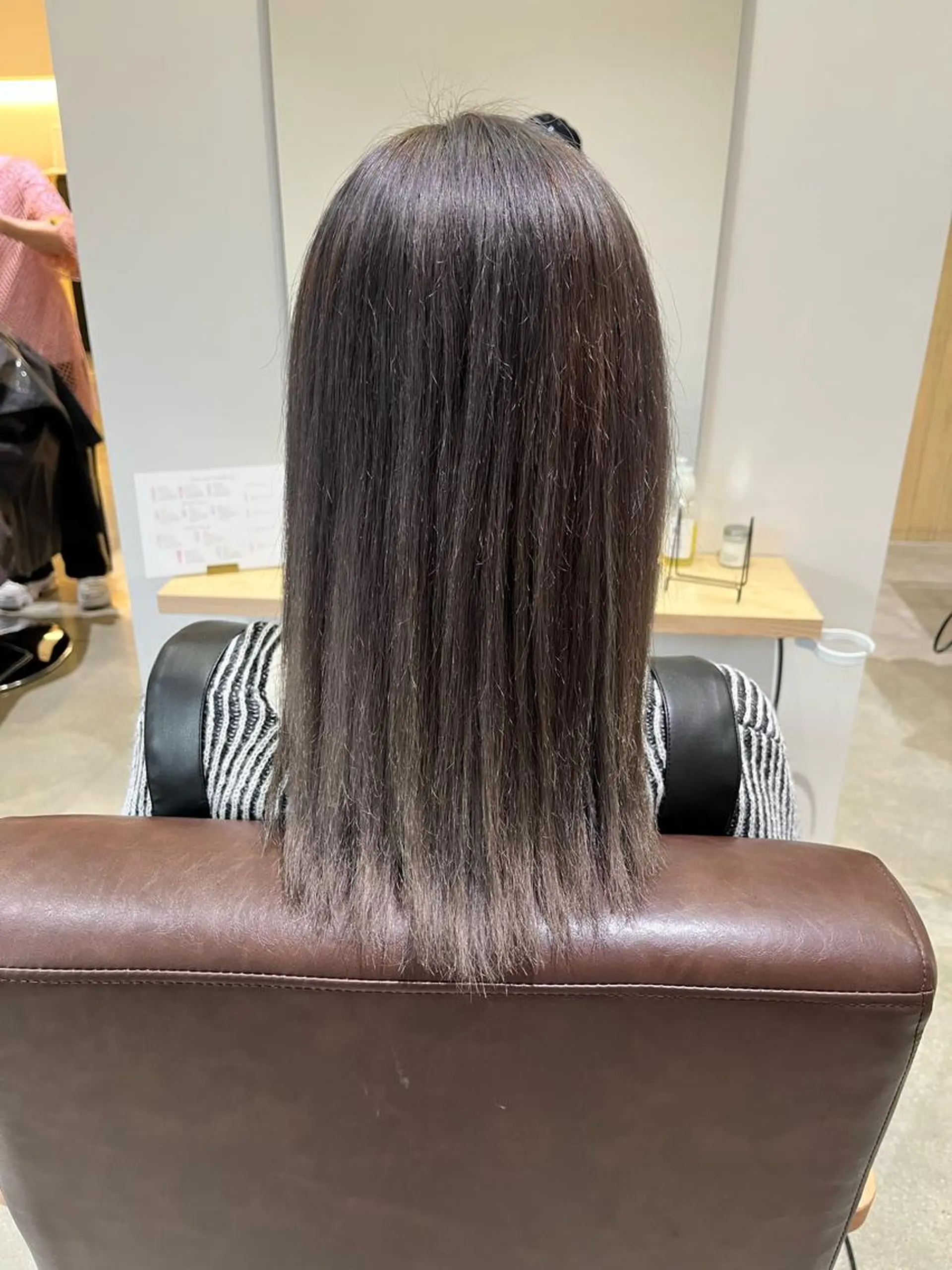 ロング カラー アッシュ ベージュカラー ブリーチ ケアブリーチ ダブルカラー ヘアカラー 🌼あんなtrend color🌼のヘアスタイル