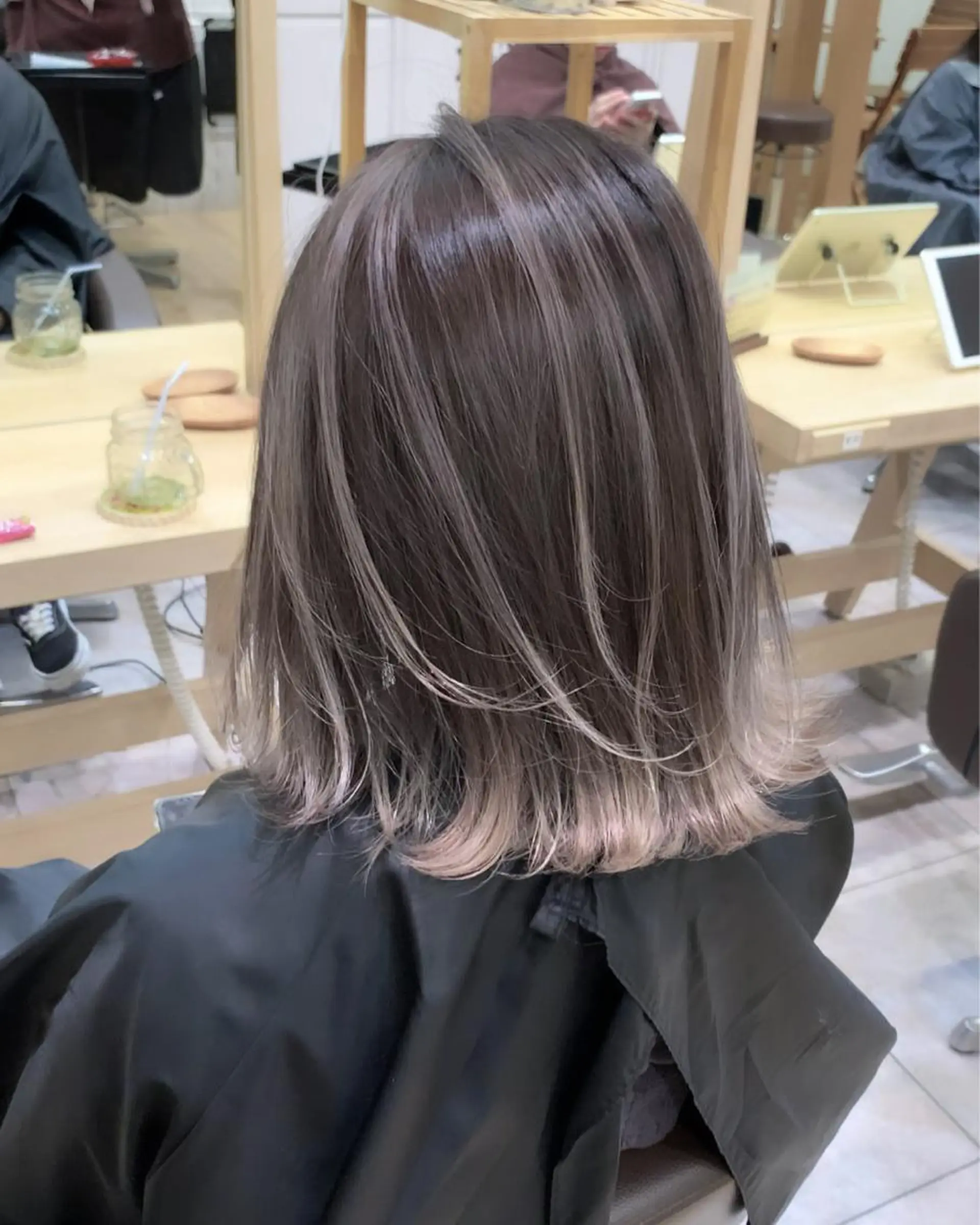 セミロング カラー LUSTRE クロサワのヘアスタイル