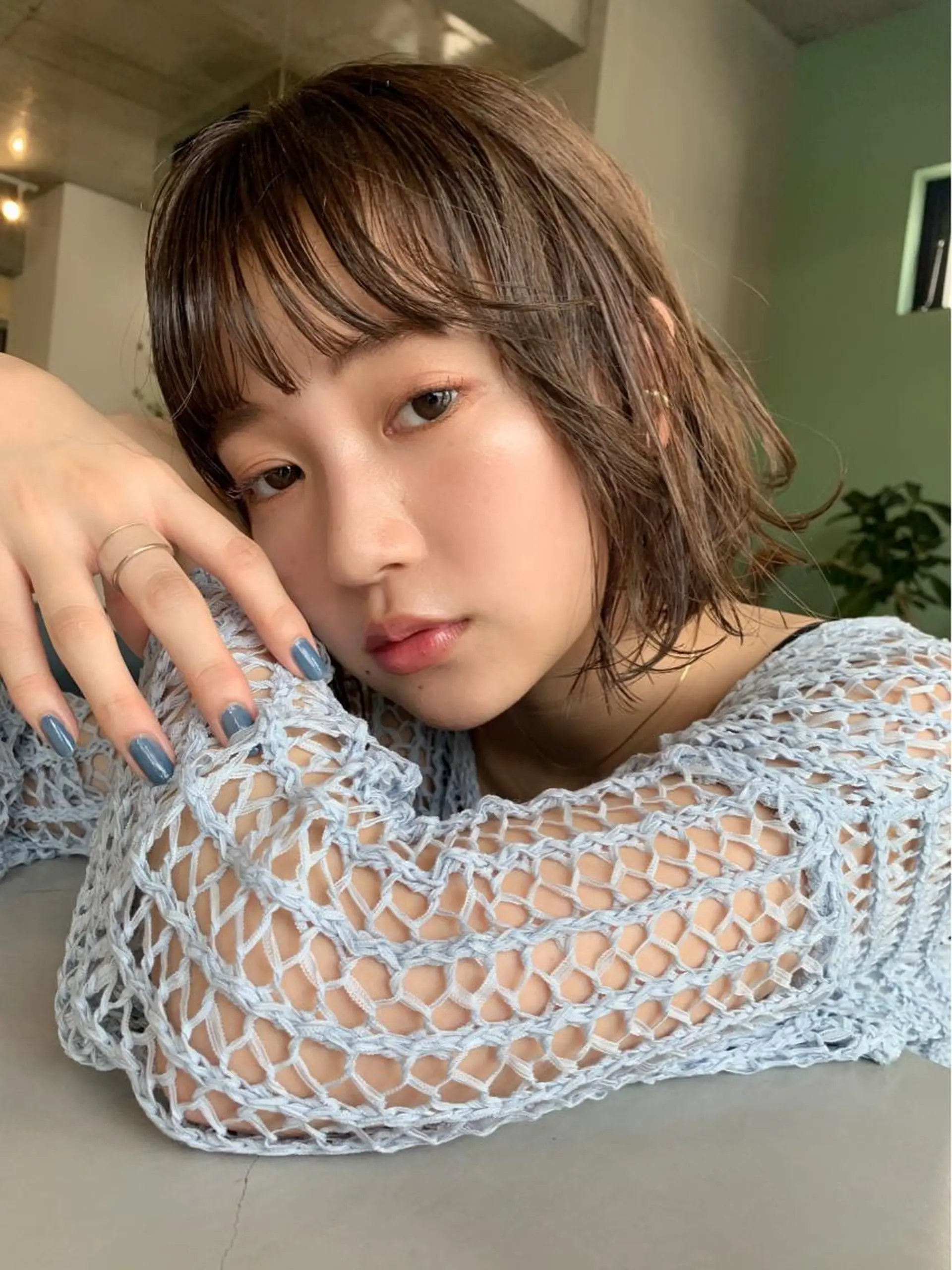 ショート カラー アッシュ アッシュブラウン ブラウンカラー 柔らかブラウン/顔周 りレイヤー♡ユウシのヘアスタイル