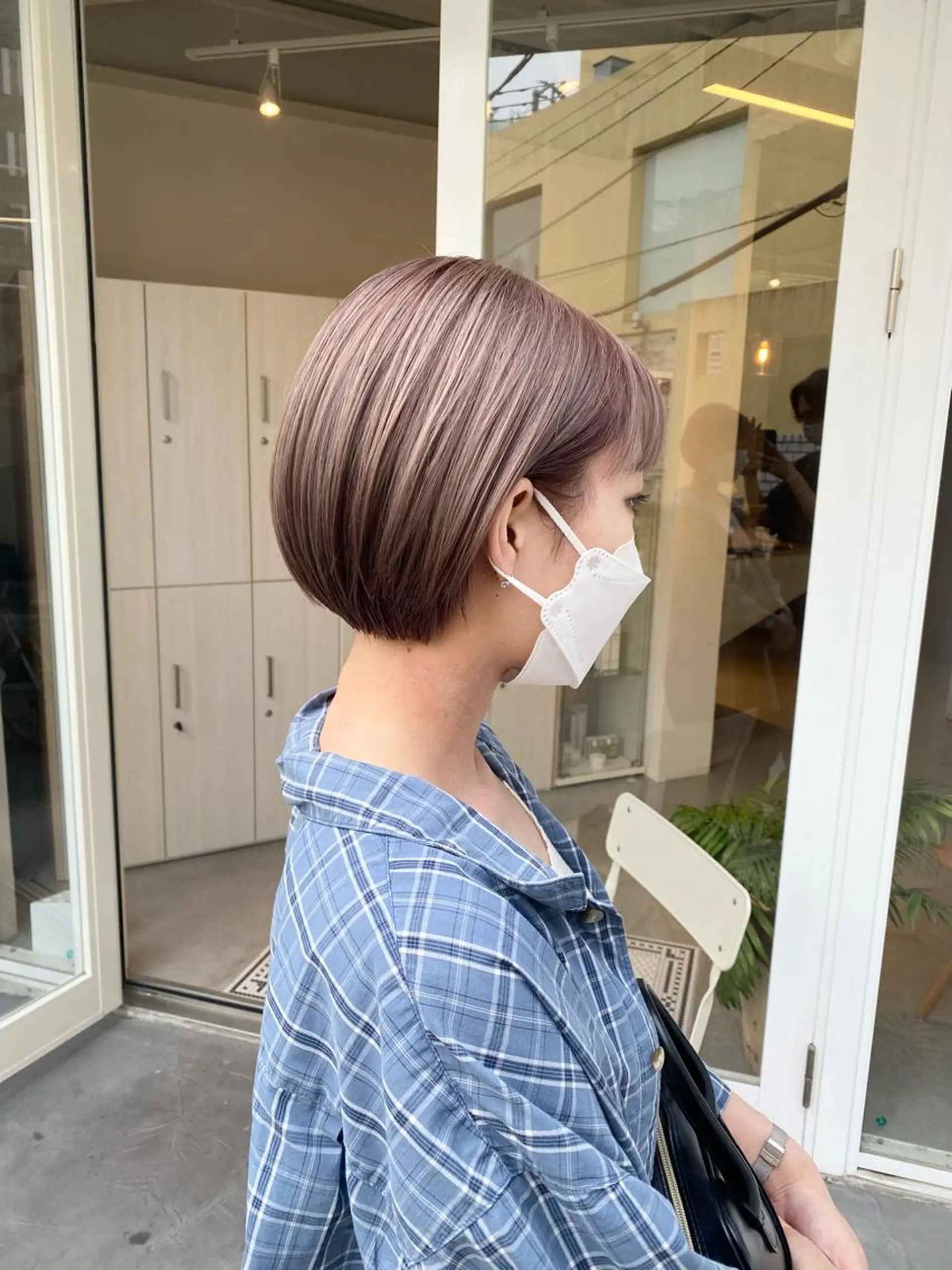 ショート カラー グレージュ ミルクティーグレージュ カット ヘアカラー トリートメント ハイトーン×似合わせ 🌱中川慎之介のヘアスタイル