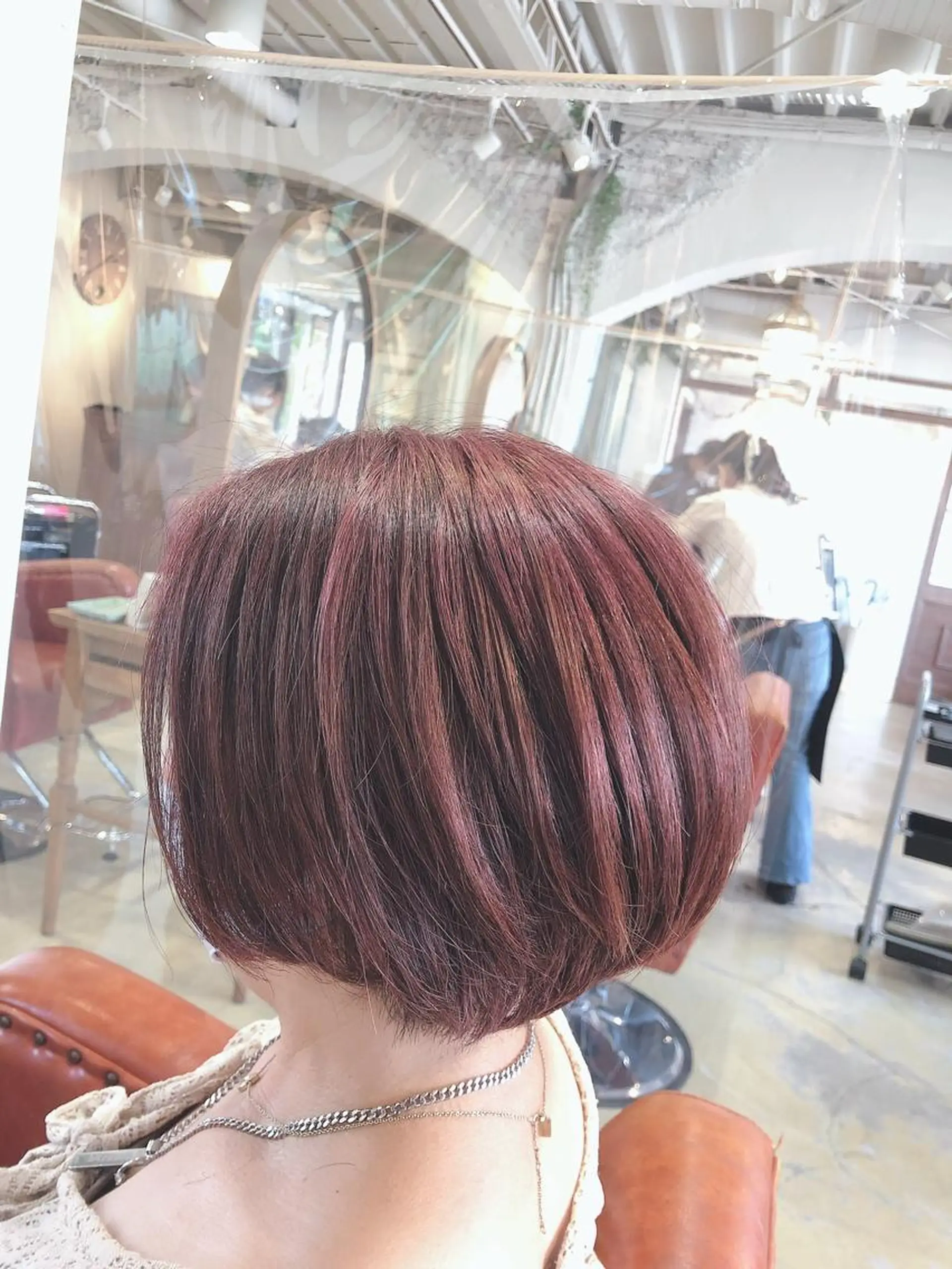 ショート カラー 梅木 潤【韓国ヘア/ 艶髪/透明感カラー】のヘアスタイル