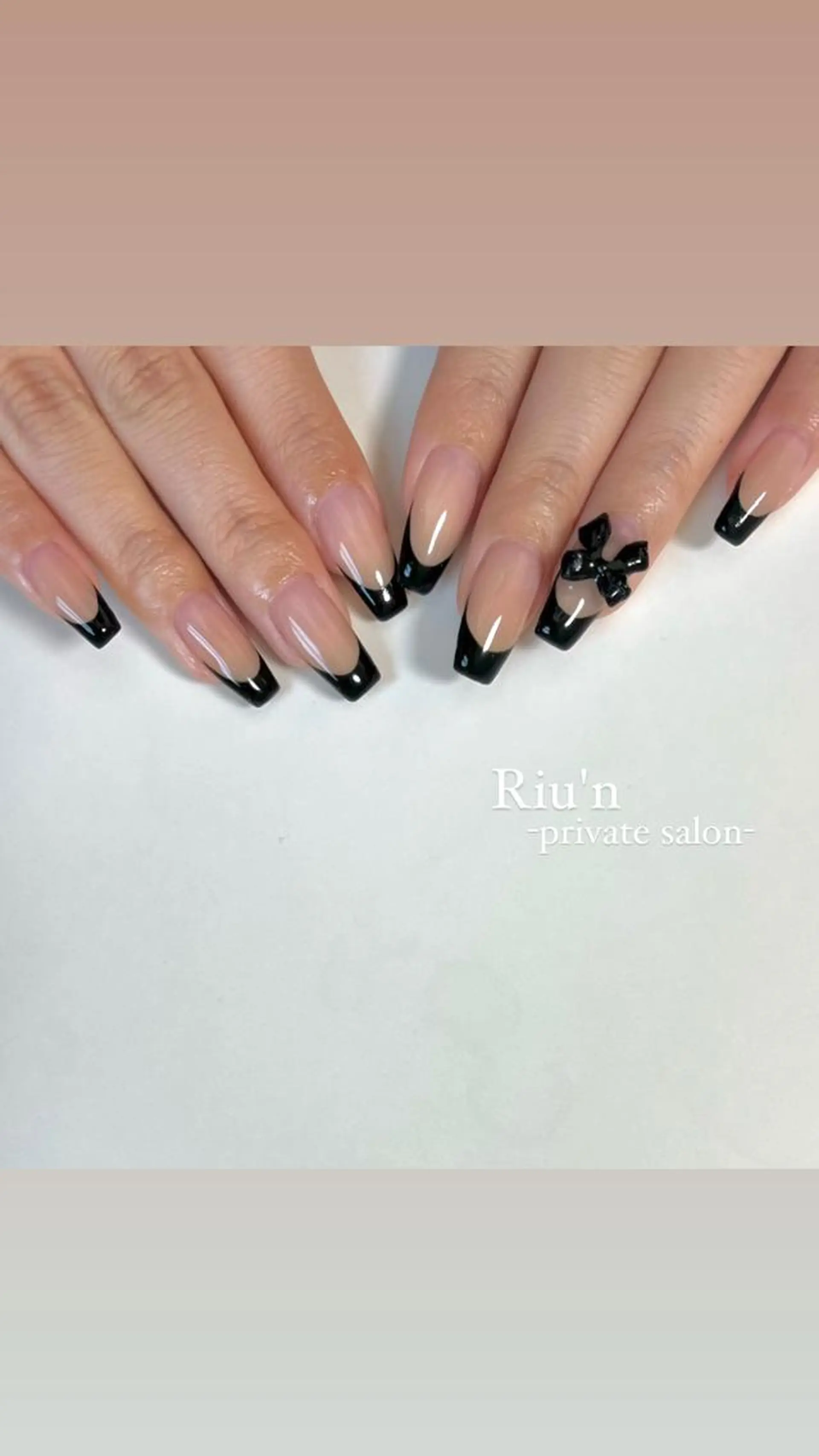 ロング ハンドネイル Riu*n -private-のネイルデザイン