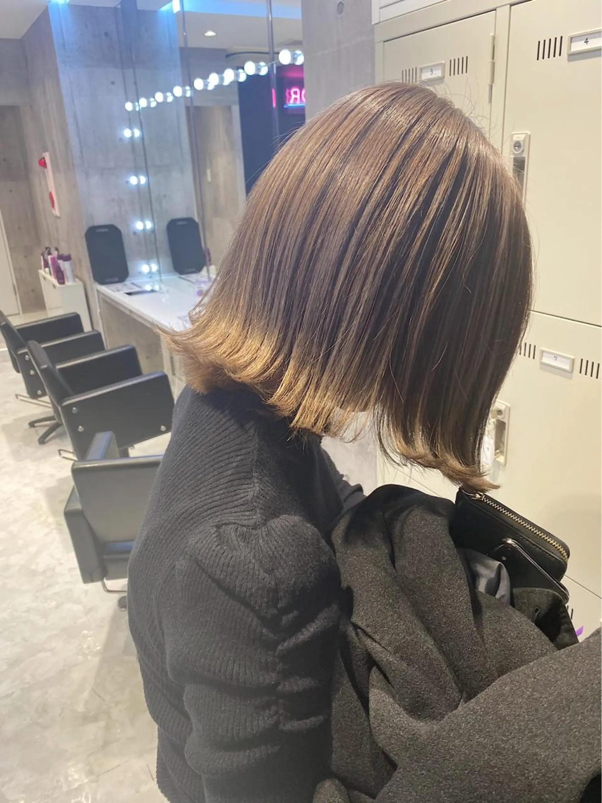 ショート カラー アッシュ アッシュグレー ベージュカラー ブリーチ ブルーカラー カット ヘアカラー トリートメント ヘアセット メンズ特化モテヘア 🌙Nanakaのヘアスタイル